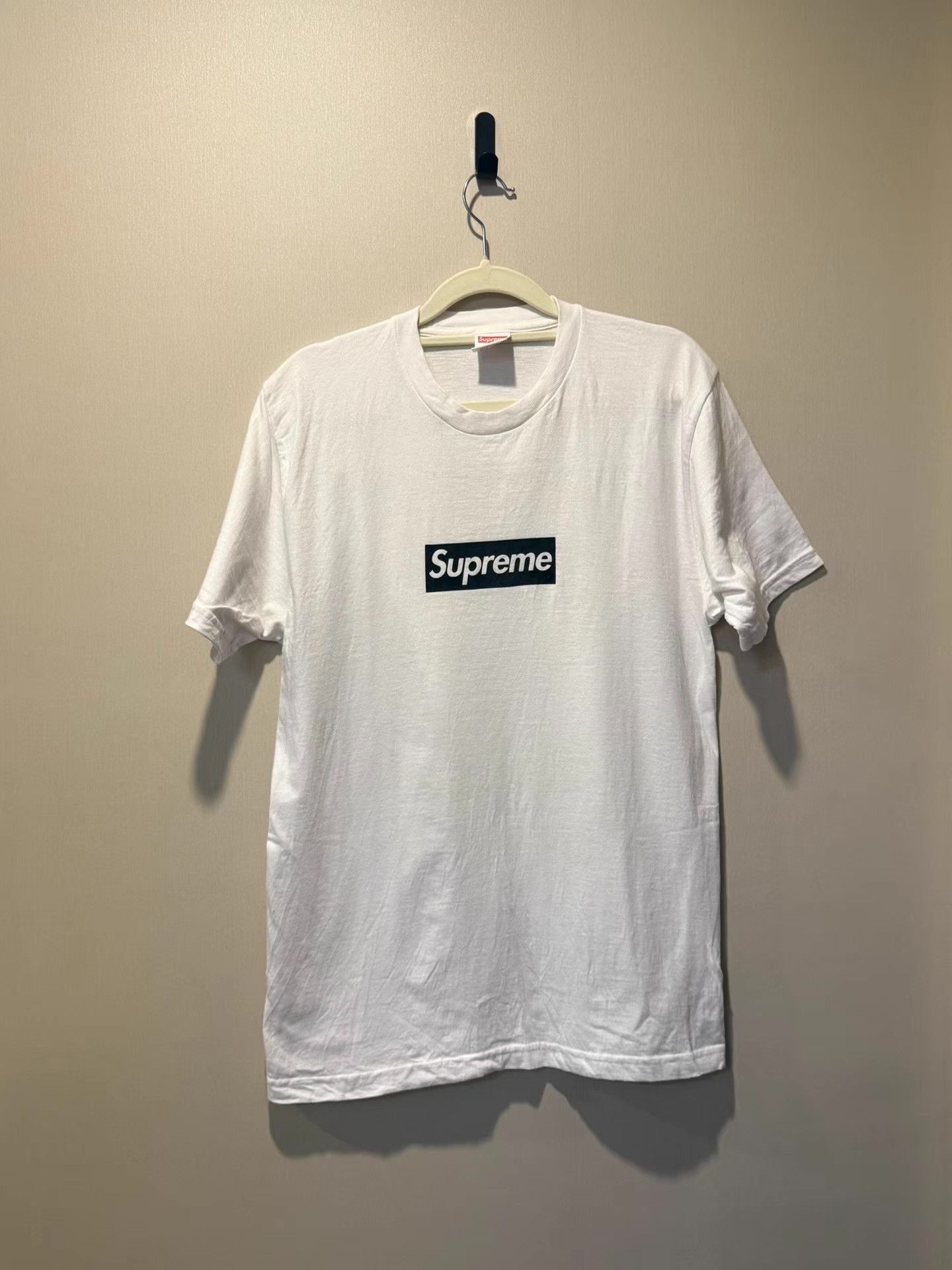Supreme White Short-Sleeve Graphic T-Shirt Size US M / EU 48-50 / 2 - 1 Thumbnail