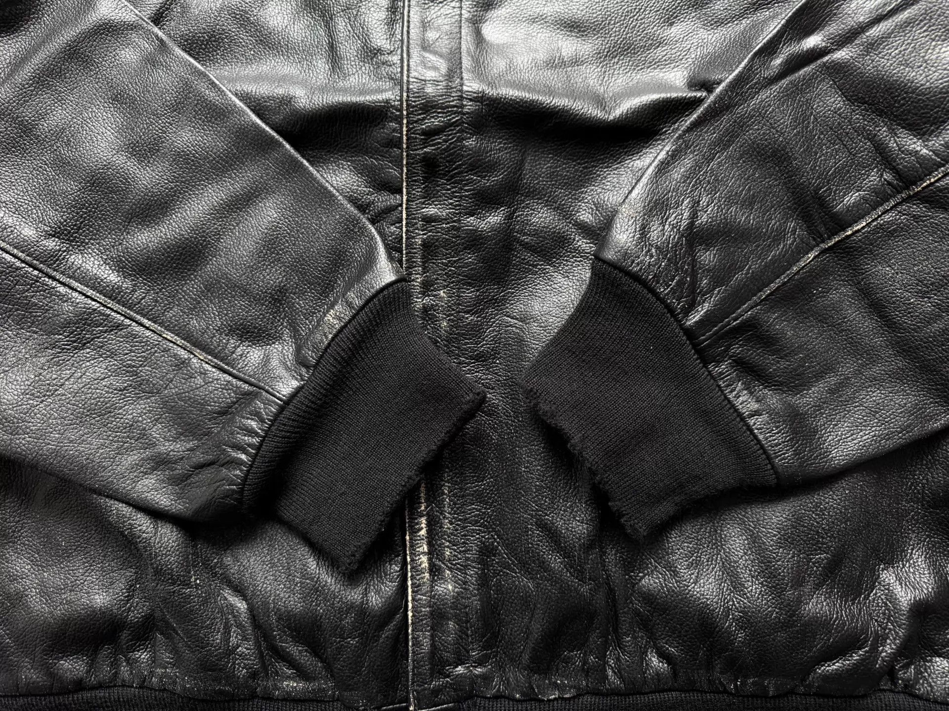 Madness MADNESS Distressed Cowhide A2 Aviator Jacket Black XL Size US XL / EU 56 / 4 - 7 Thumbnail