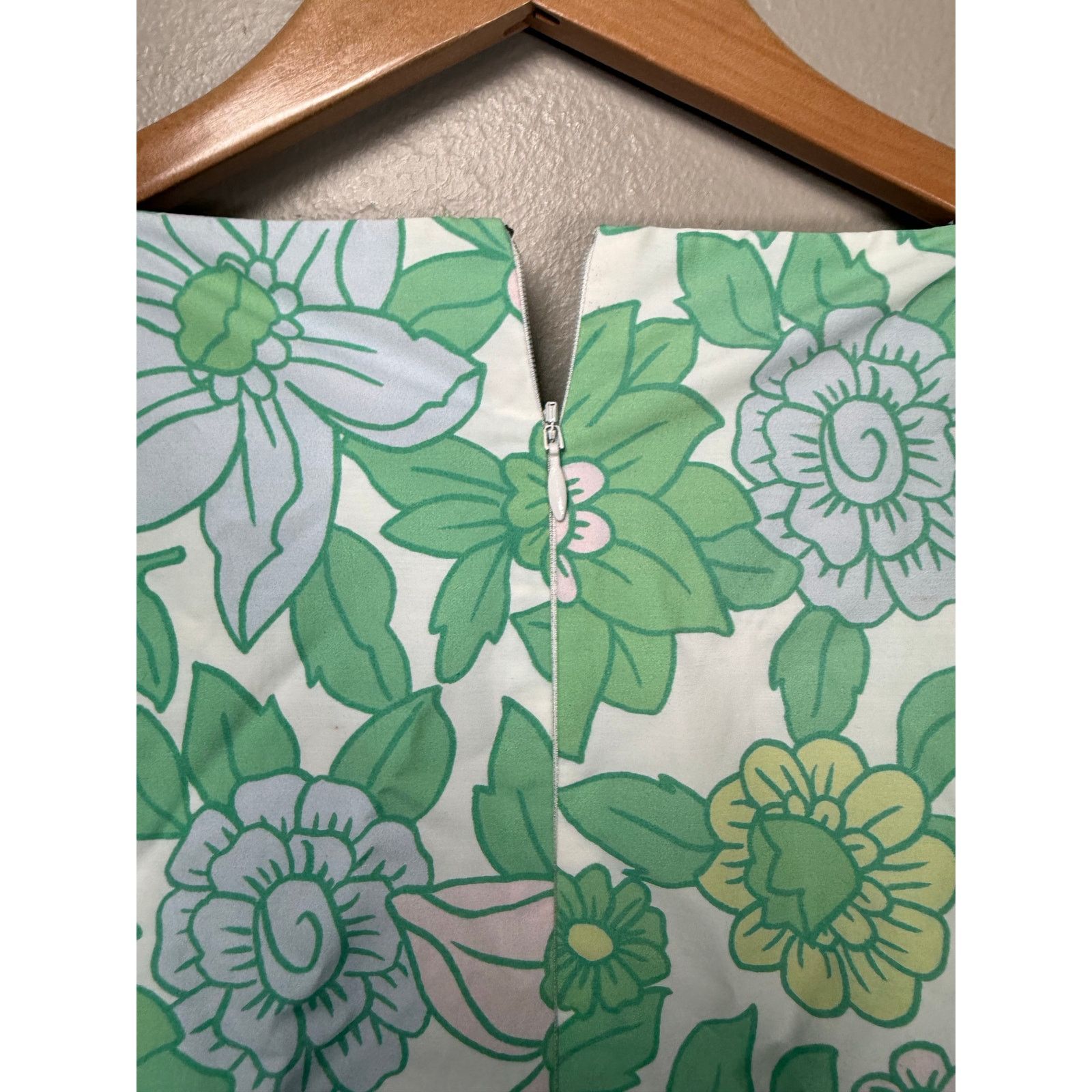Christian Wijnants Christian Wijnants Floral Wrap Dress size 36 Pristine Size S / US 4 / IT 40 - 14 Thumbnail