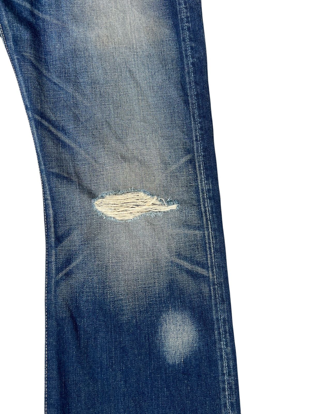 Levi's Vintage Clothing WW2 Model 2006 LVC Levi’s S501XX Big E Denim Selvedge Jeans Size US 31 - 12 Thumbnail
