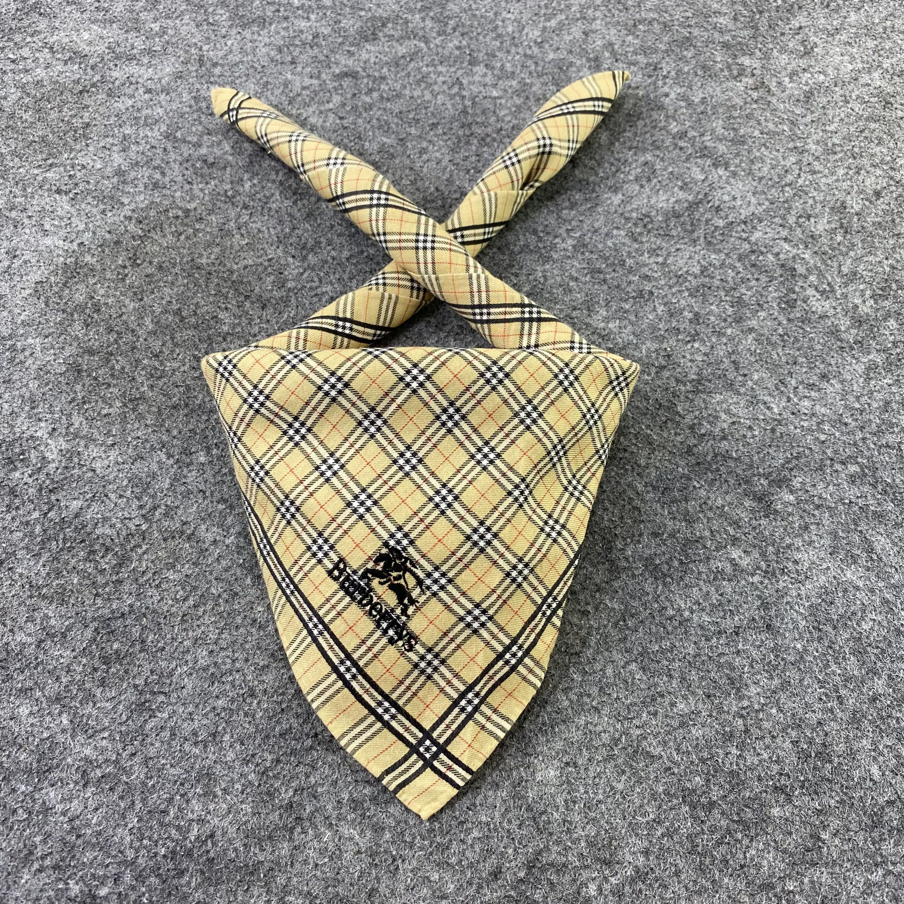 Burberry Burberry Handkerchief / Bandana / Neckerchief-B886 Size ONE SIZE - 2 Thumbnail