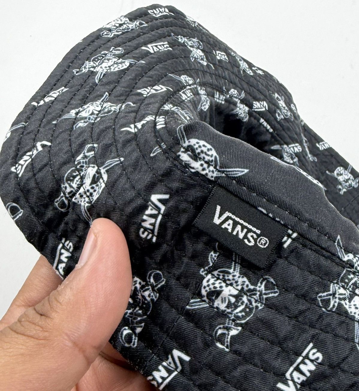 Vans reversible vans bucket hat tc44 Size ONE SIZE - 6 Thumbnail
