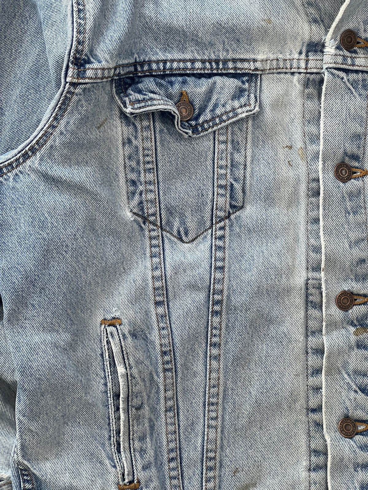 Levi's Vintage Levi's Denim Jacket Distressed Large Size US L / EU 52-54 / 3 - 5 Thumbnail