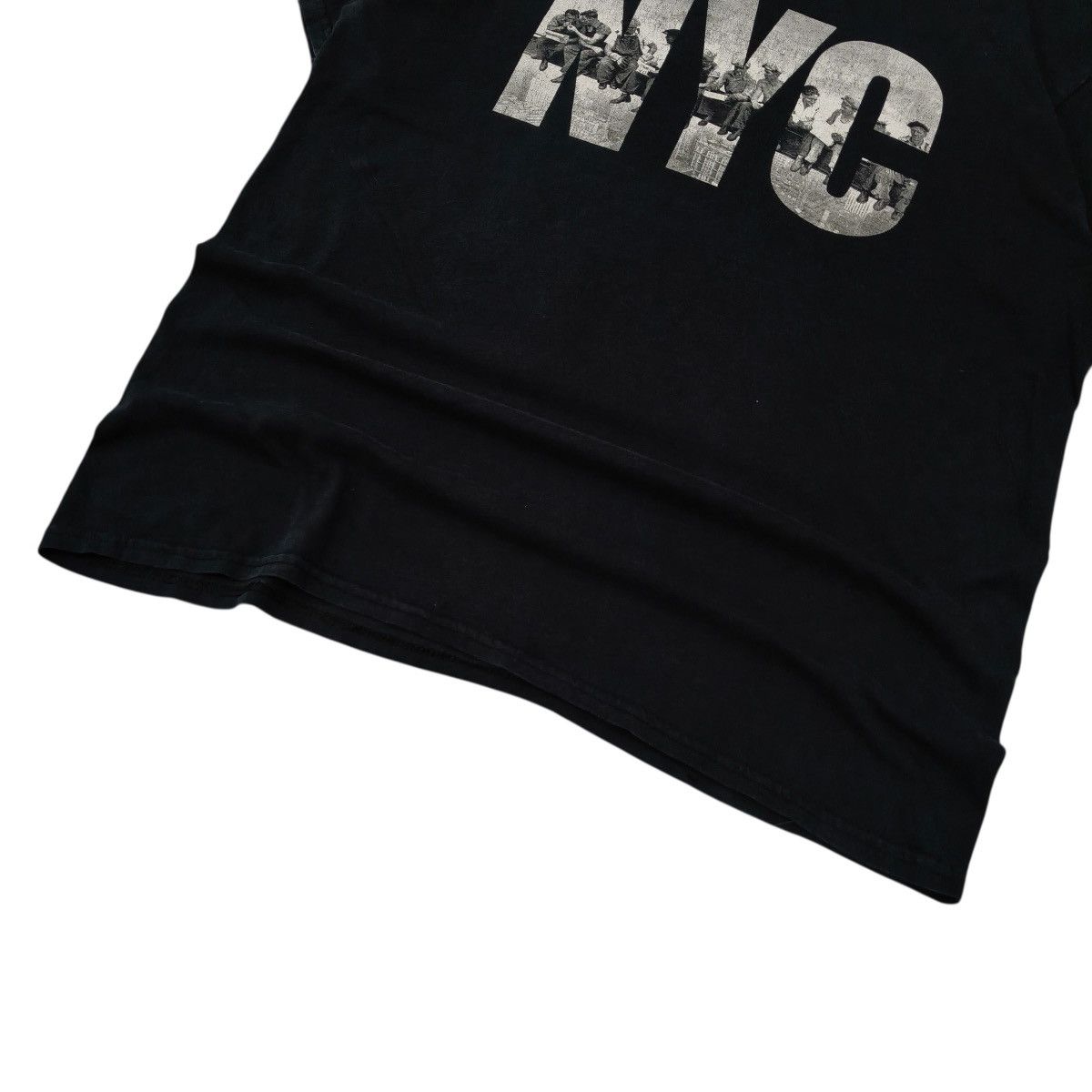 Vintage Vintage Y2K TOP OF THE ROCK NYC Graphic Tee Size US L / EU 52-54 / 3 - 5 Thumbnail