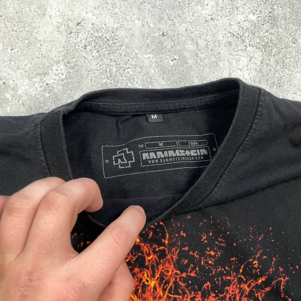 Band Tees Rammstein Feuer Frei 1994 Fire Logo T Shirt Black Size M Size US M / EU 48-50 / 2 - 6 Thumbnail