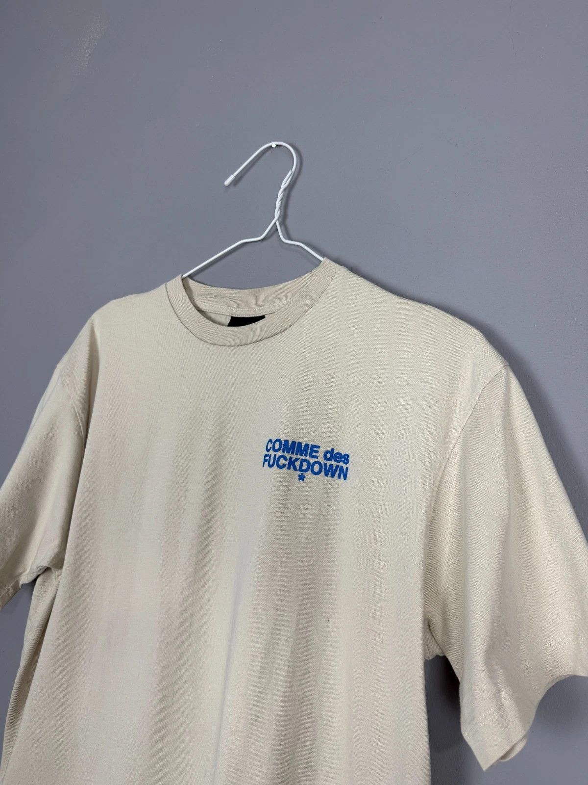 Comme Des Fuck Down Comme des Fuckdown Logo T-Shirt Beige Size US L / EU 52-54 / 3 - 2 Thumbnail