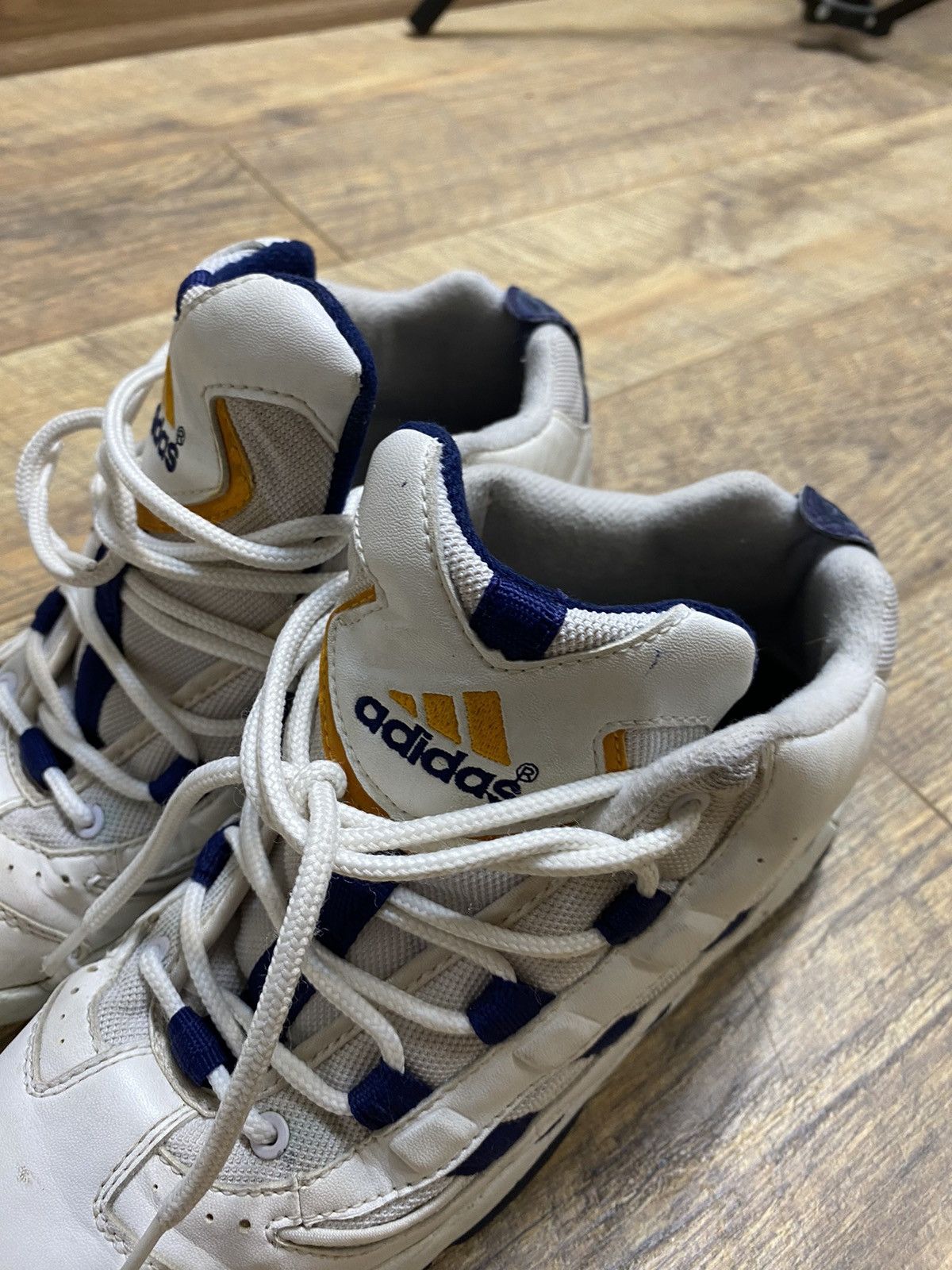 Adidas Vintage 90s Adidas Sneakers, Size US 7.5 Size US 7.5 / EU 40-41 - 4 Thumbnail