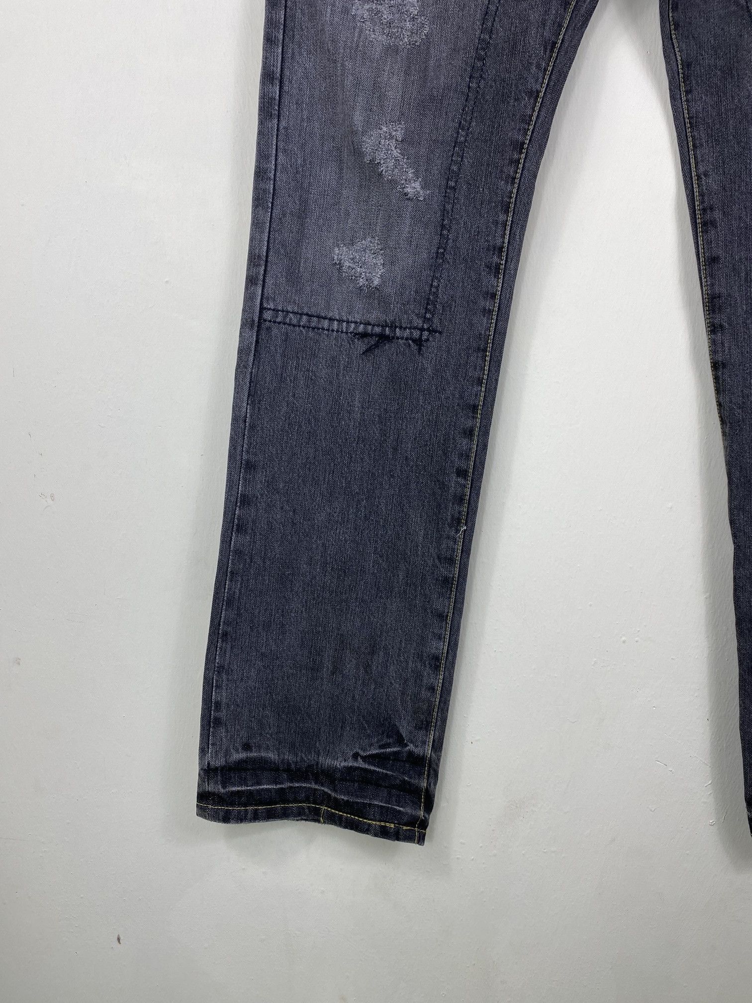 Japanese Brand Japan Twenty Works distressed doubleknee faded black jean Size US 32 / EU 48 - 4 Thumbnail