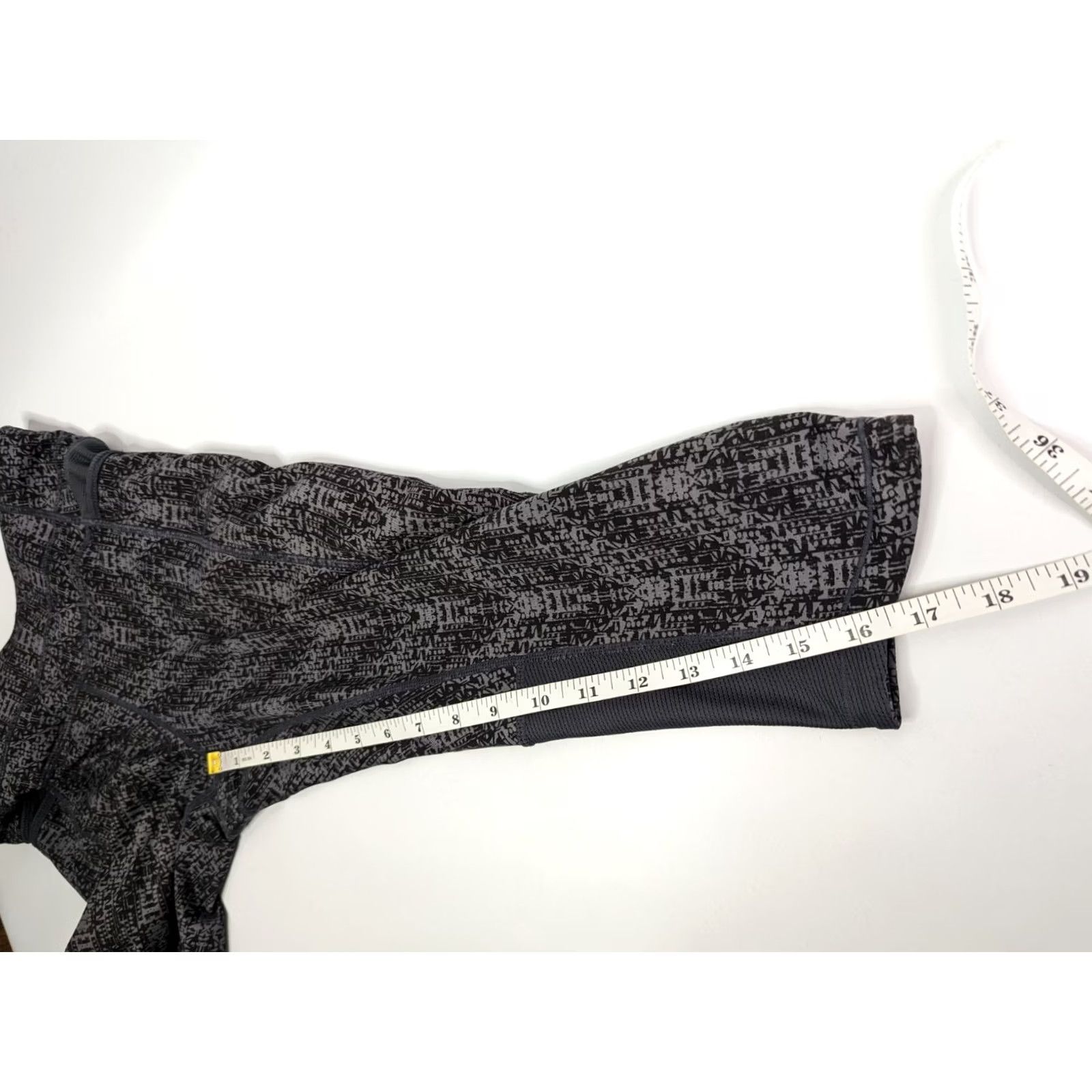 Athleta Athleta Be Free Knicker Crop Capri Leggings Pants Run In Gray XS Womens Crops Size 26" / US 2 / IT 38 - 5 Thumbnail