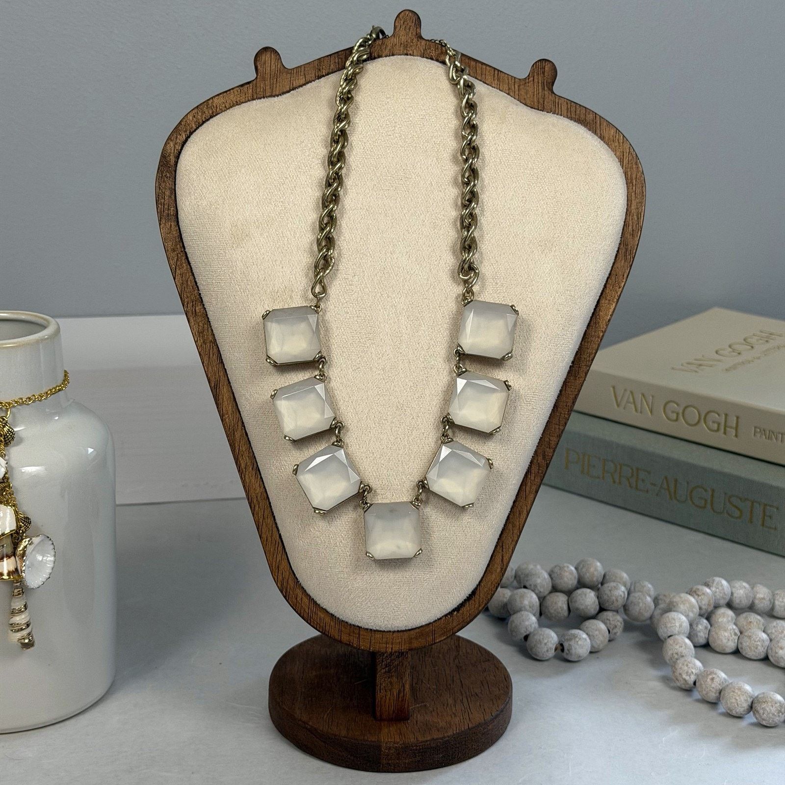 Loft Loft White Statement Necklace Faux Faceted Square Gems 2000s Size ONE SIZE - 1 Thumbnail