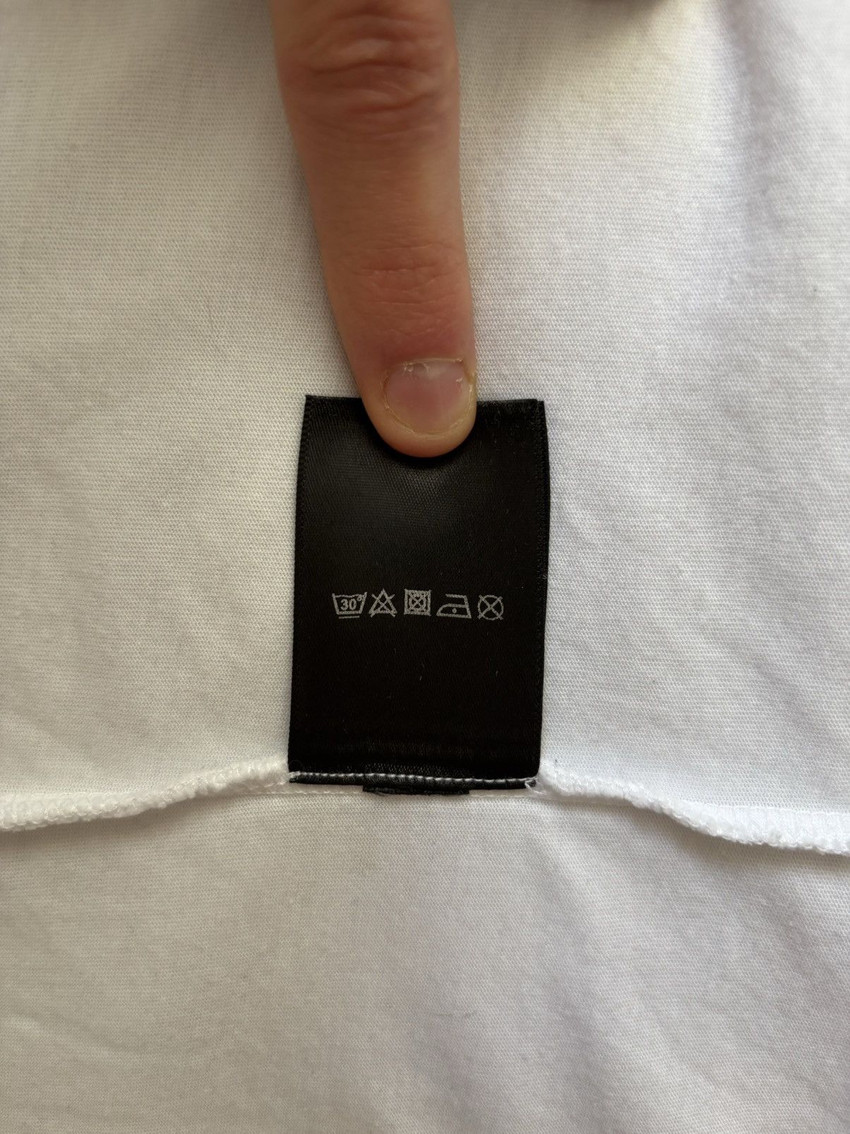 Vetements Vetements Translation Tee Size US M / EU 48-50 / 2 - 9 Thumbnail