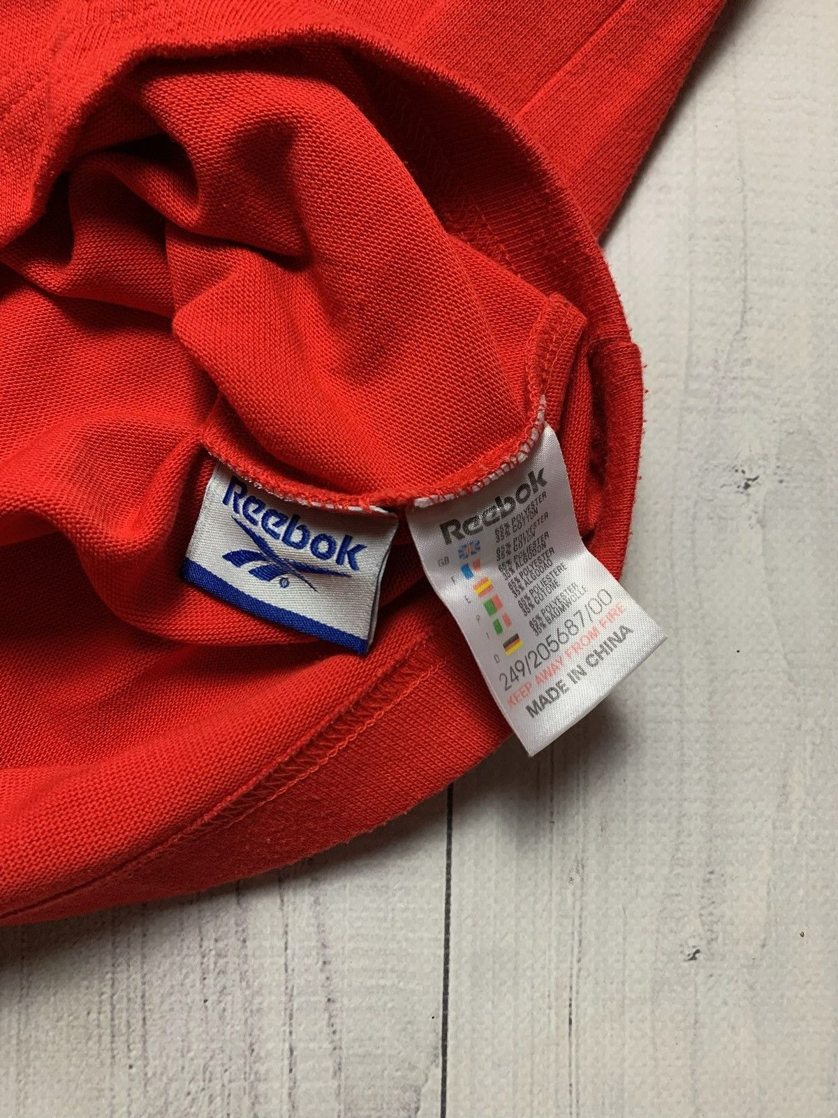 Vintage Vintage Wales rugby jersey size M Reebok long sleeve Size US M / EU 48-50 / 2 - 4 Thumbnail