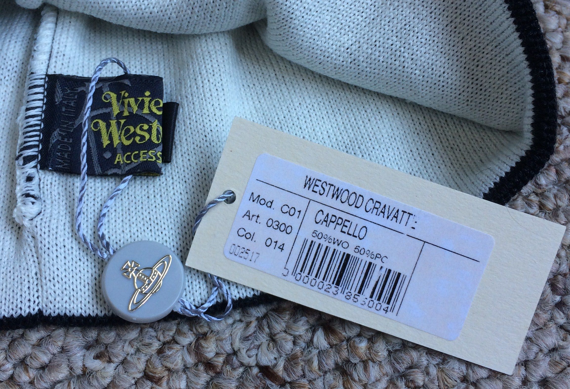 Vivienne Westwood NEW Vivienne Westwood Orb Beanie Size ONE SIZE - 3 Thumbnail