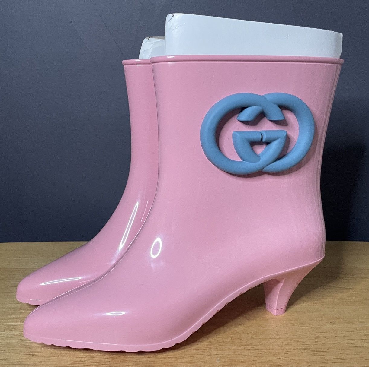 Women’s gucci rain boots size store 37