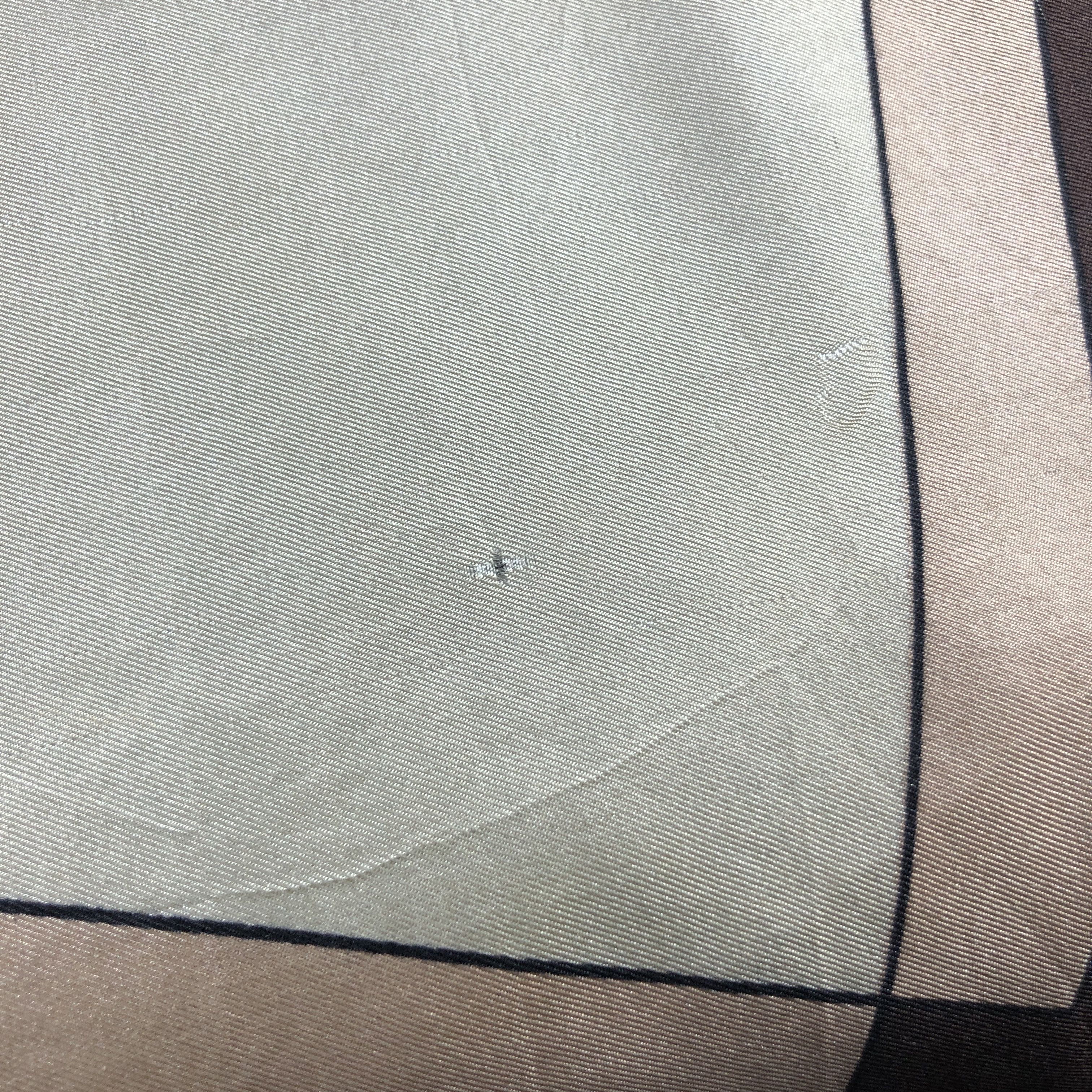 Pierre Cardin Pierre Cardin Abstract Hand Rolled Silk Scarf M1346 Size ONE SIZE - 8 Thumbnail