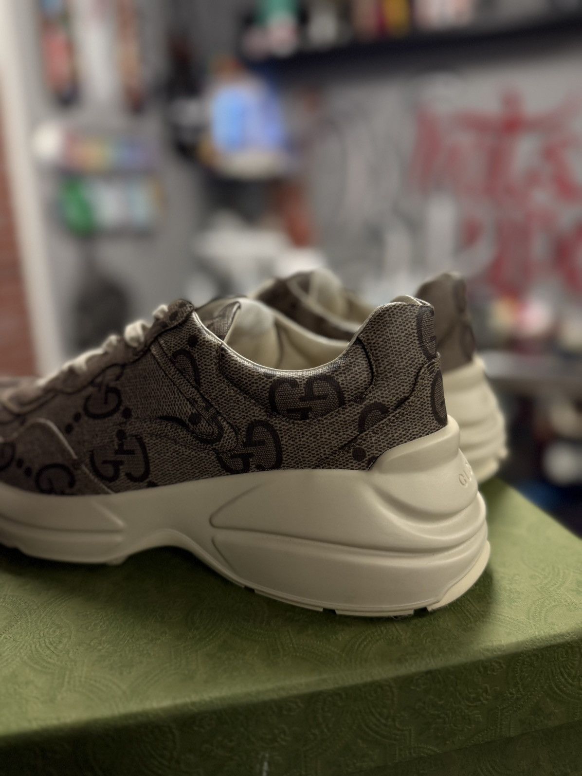 Gucci Gucci Beige Monogram Rhyton Sneakers Size 9G/9.5US Size US 9.5 / EU 42-43 - 4 Thumbnail