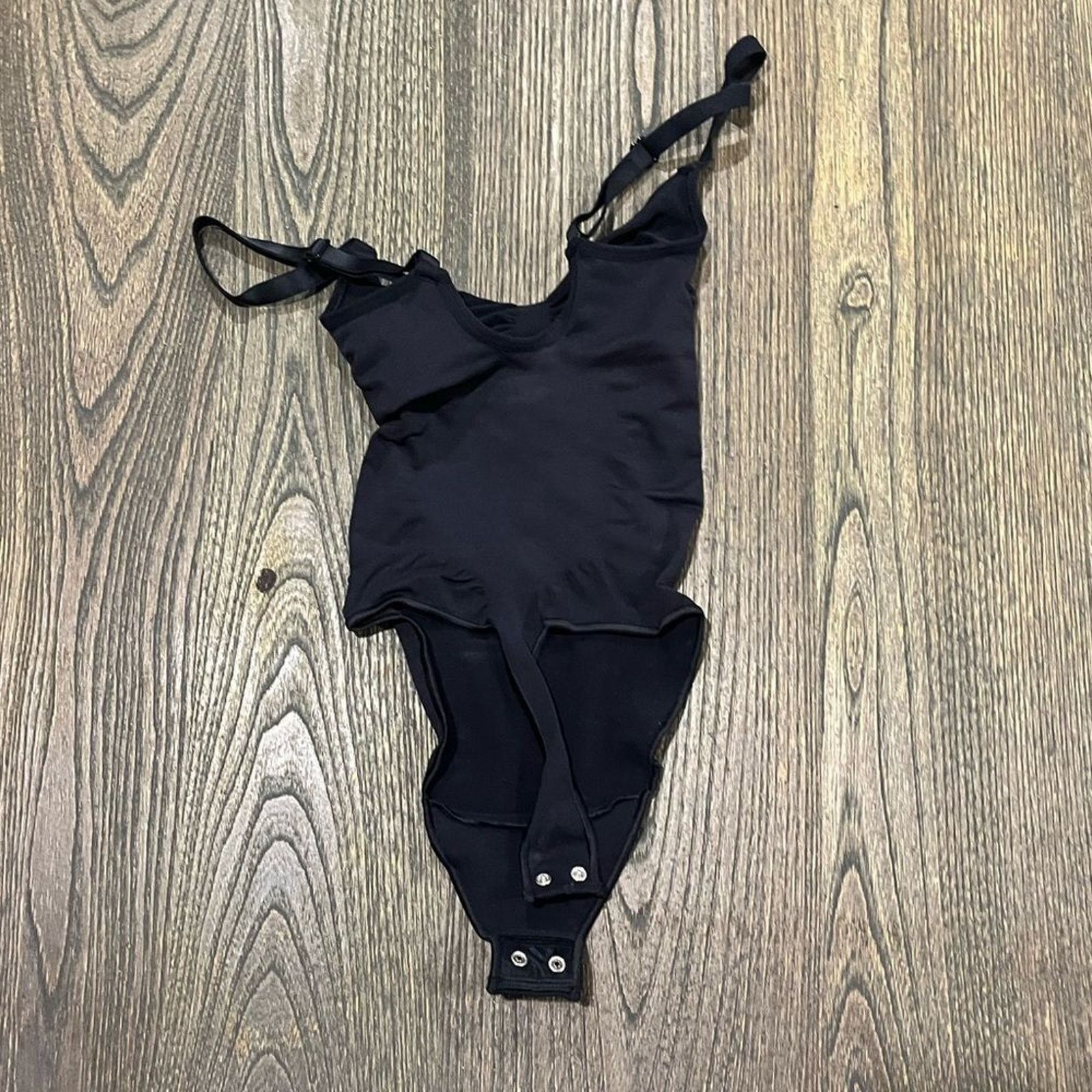 SKIMS NWOT Skims Seamless Sculpt Thong Bodysuit Shapewear Size XS Size ONE SIZE - 4 Thumbnail