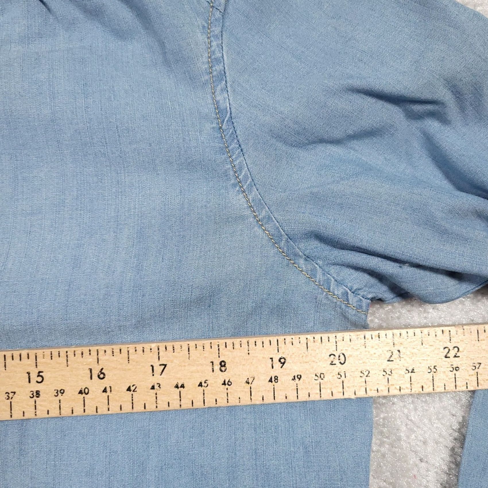 Vintage JAG Chambray Tassled V-Neck Long Sleeve Shirt Womens Medium Blue Size M / US 6-8 / IT 42-44 - 5 Thumbnail