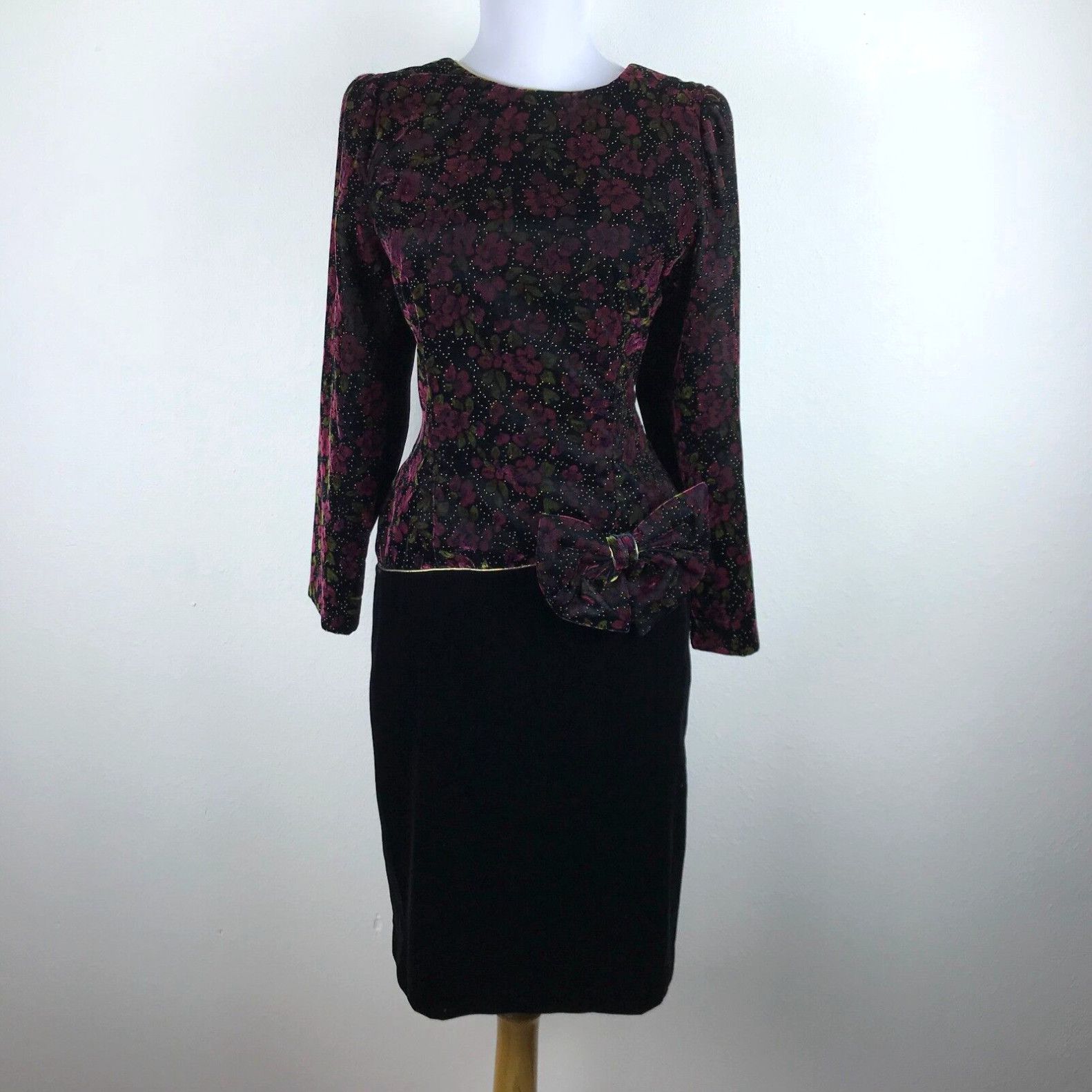 image of Vintage 1980S Dress Velvet Floral Prom Cocktail Petite Size S M Black Maroon Gold in White, Women's