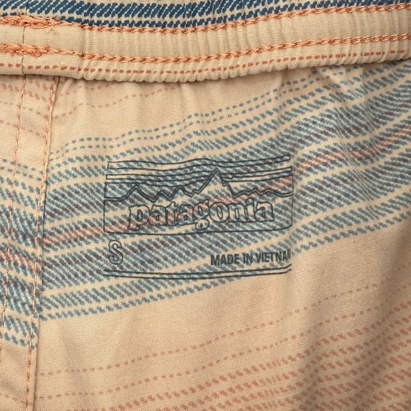 Patagonia Patagonia Men's Stretch Wavefarer Hybrid Volley Shorts Size US 29 - 3 Thumbnail
