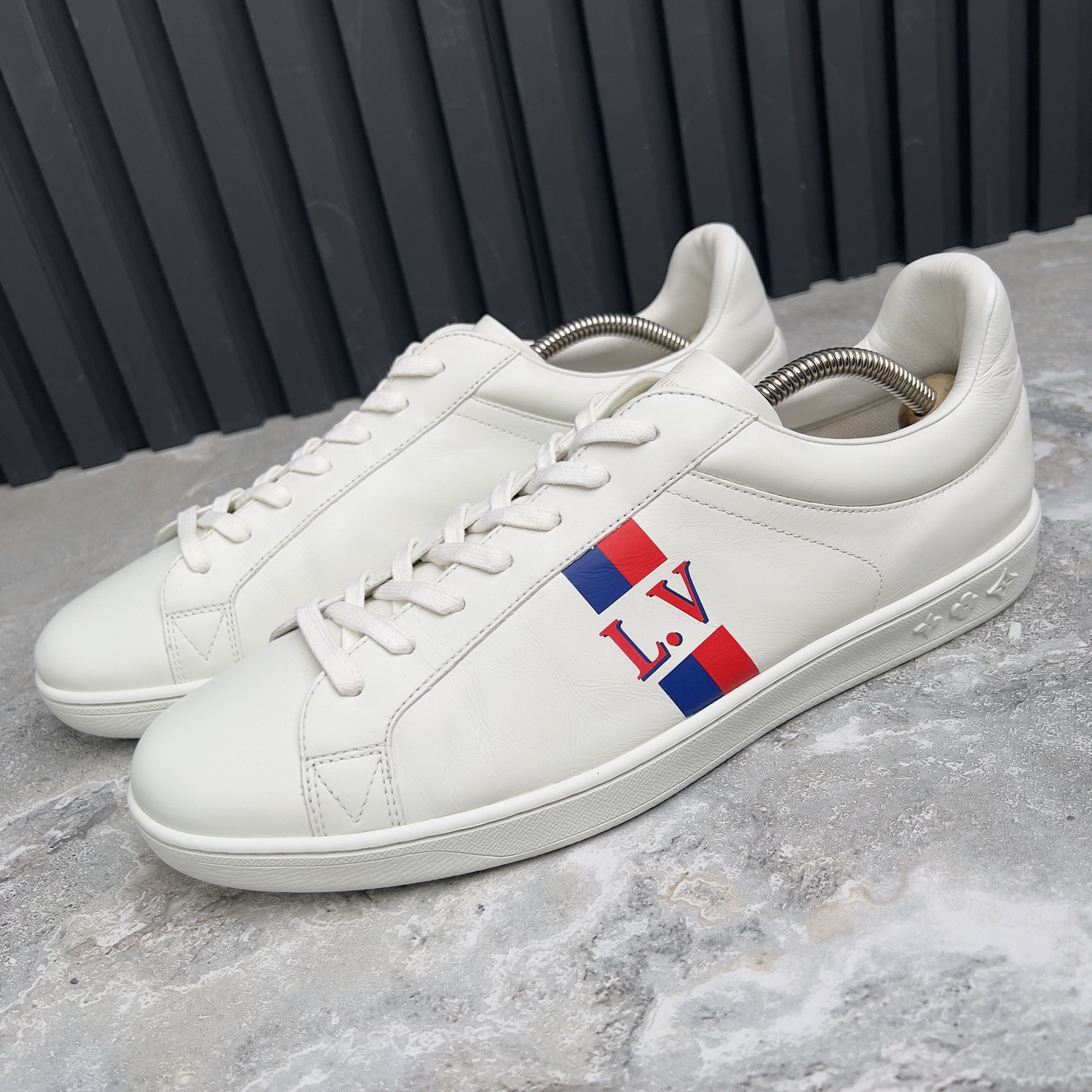Louis Vuitton Louis Vuitton Luxembourg Sneakers Logo Leather Size US 10 / EU 43 - 1 Thumbnail