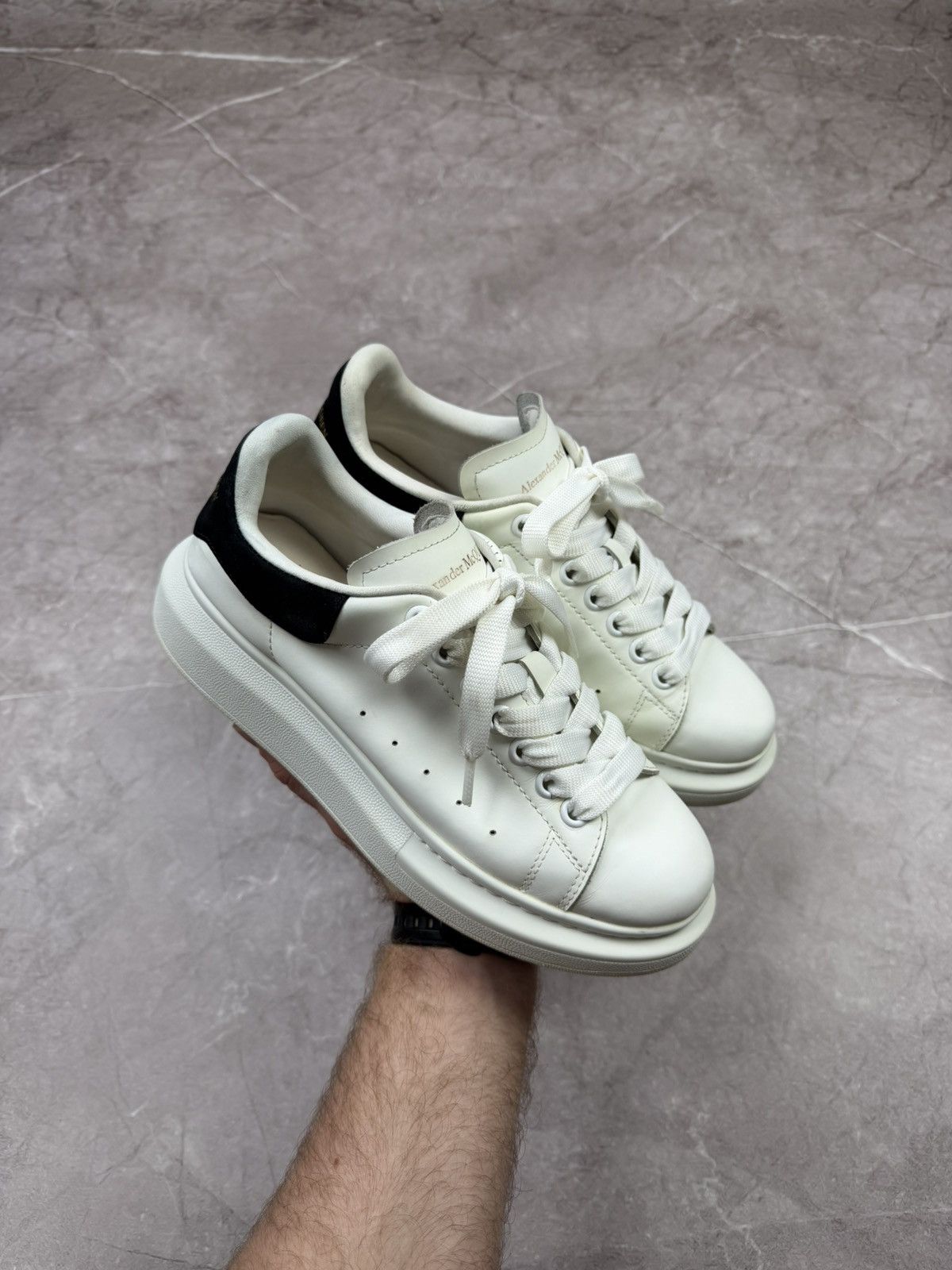 Alexander McQueen Alexander McQueen Sneakers Size 40 Size US 7 / EU 40 - 5 Thumbnail