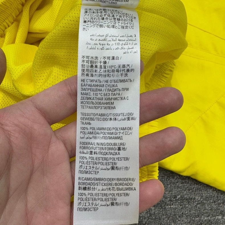 Balenciaga Balenciaga 3 B monogram embroidered show style assault jac Size US S / EU 44-46 / 1 - 4 Thumbnail