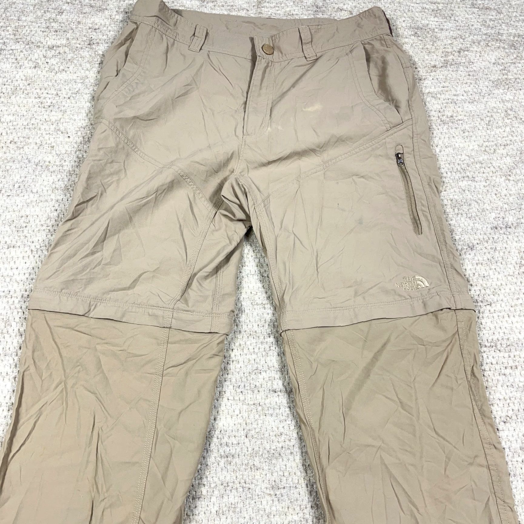 The North Face The North Face Pants Men XL 32x31 Tan Khaki Convertible Nylon Outdoor Chino Straight Regular Casual Travel Pocket Zipper Logo Belt Loops Size US 32 / EU 48 - 3 Thumbnail
