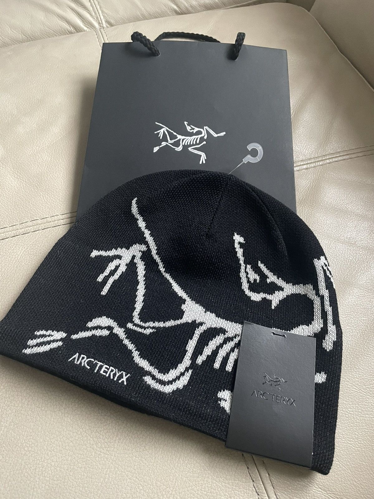 Arc'Teryx Arcteryx Bird Head Beanie Orca Toque Black/White | Grailed