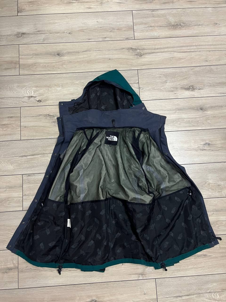 The North Face × Vintage Vintage Women The North Face Stowaway 3 Gore-Tex Jacket Size L / US 10 / IT 46 - 8 Thumbnail