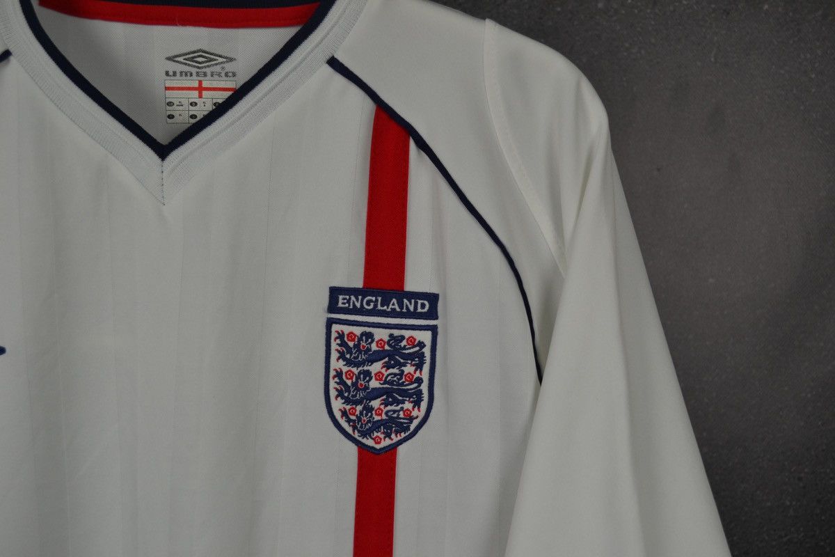 Umbro × Vintage England Home Vintage Football Shirt Umbro Retro Size L Size US L / EU 52-54 / 3 - 5 Thumbnail