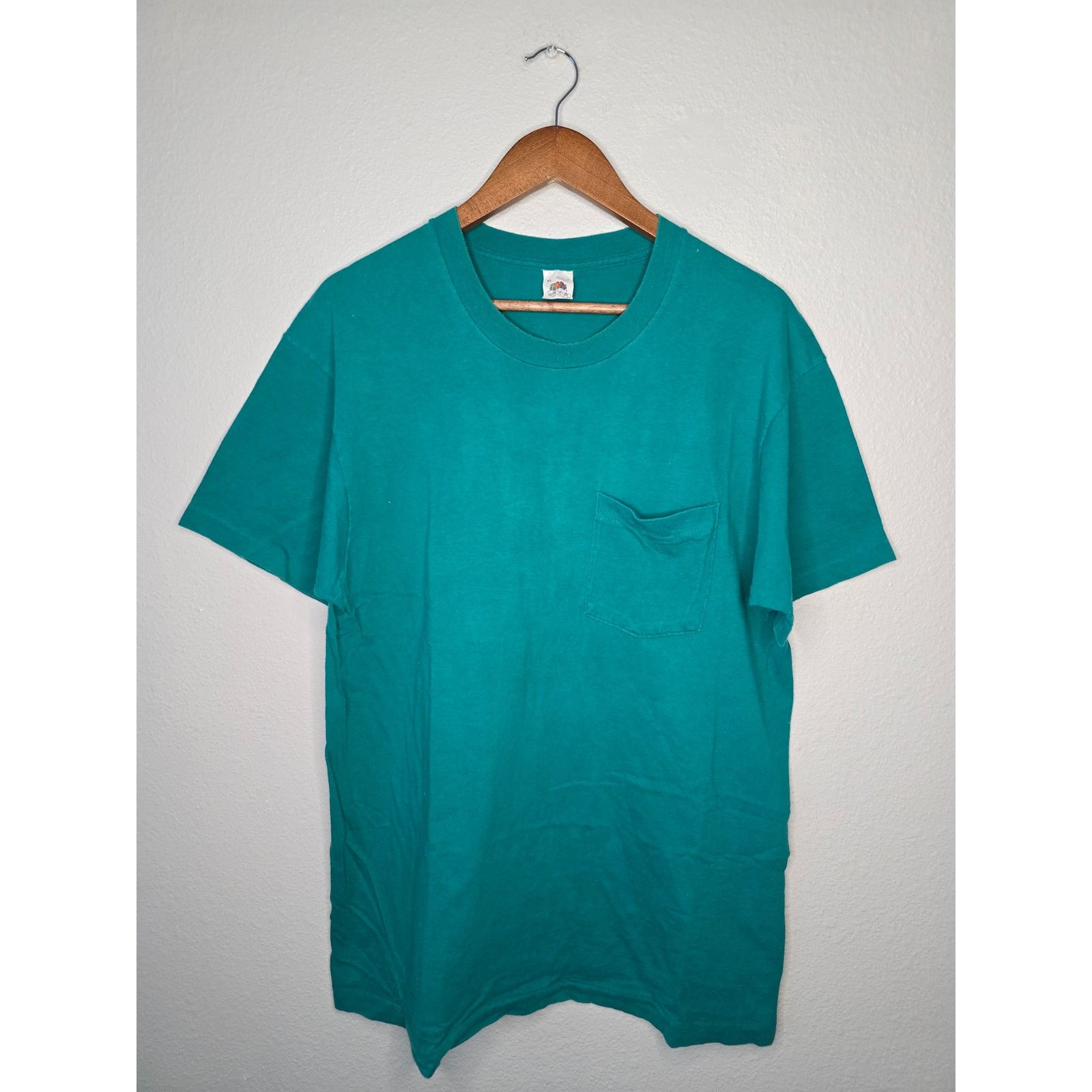 Fruit Of The Loom × Vintage Vintage Teal Blank Plain Pocket USA Made XL Blue Tee 1990s Size US XL / EU 56 / 4 - 1 Thumbnail