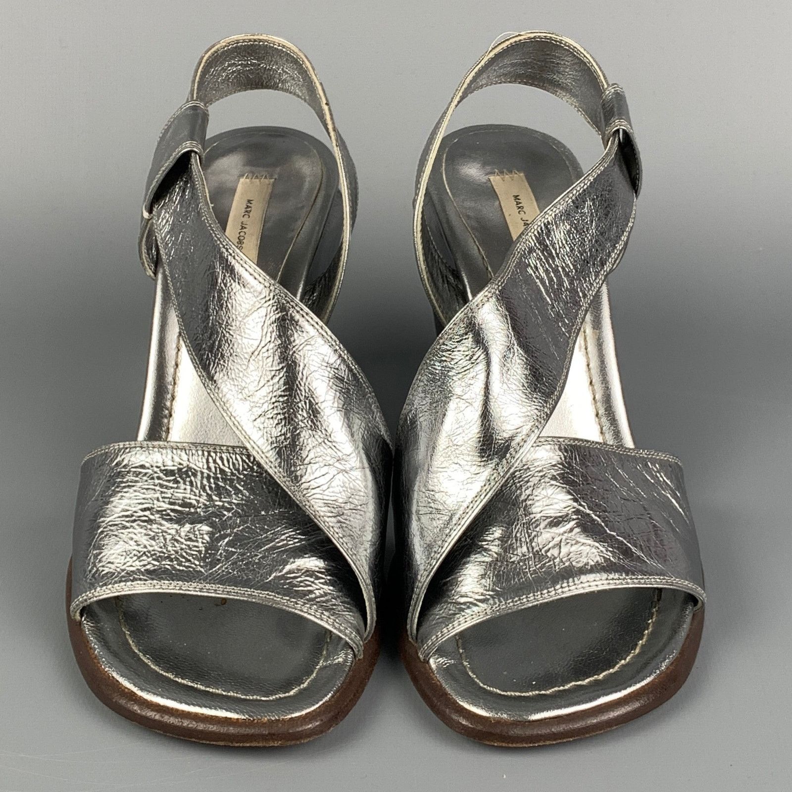 Marc Jacobs MARC JACOBS Size 7 Silver Leather Wedge Nickel Sandals Size US 7 / IT 37 - 4 Thumbnail