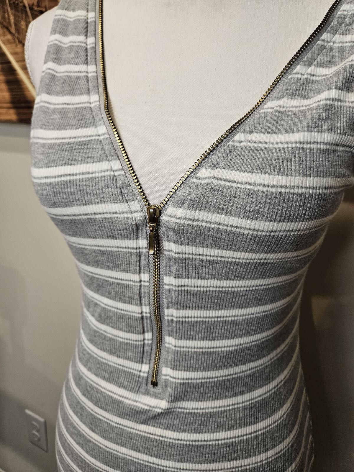 Designer Papaya Stylish Striped Zip-Front Ribbed Dress #107 Size L / US 10 / IT 46 - 2 Thumbnail