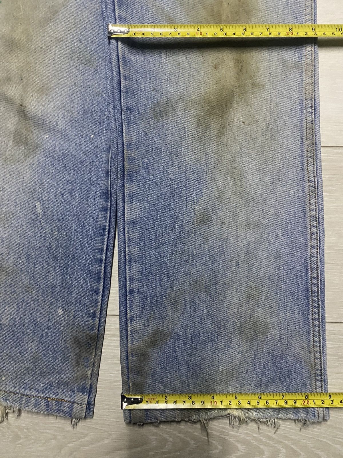 Japanese Brand Vintage Bee Bell Dirty Mud Wash Distressed Baggy Jeans Size US 31 - 18 Thumbnail