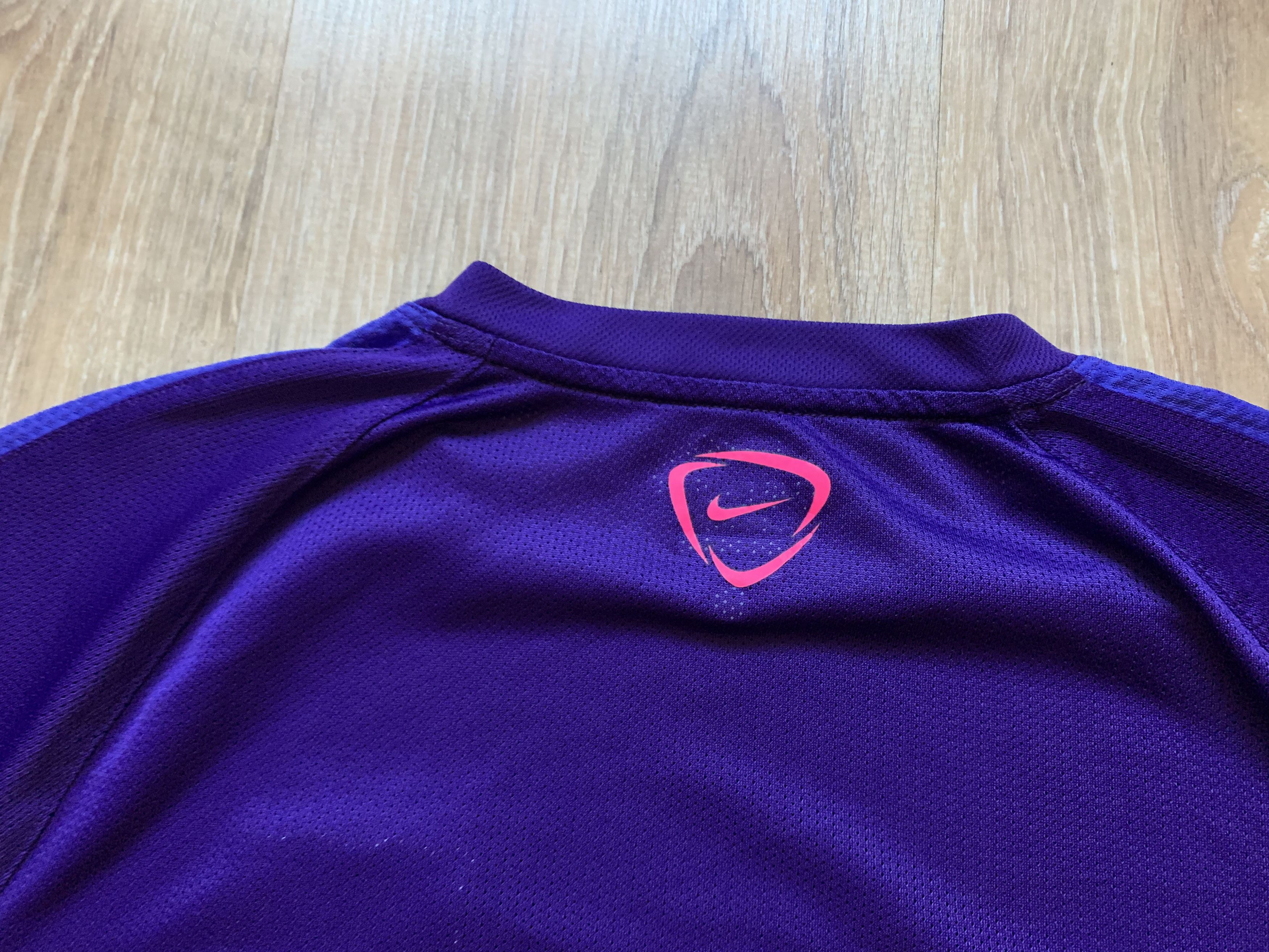 Nike Vintage Nike Barcelona Training Shirt Size US L / EU 52-54 / 3 - 5 Thumbnail