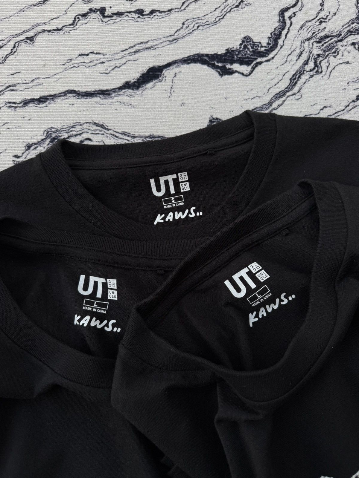 Japanese Brand × Kaws Uniqlo x kaws t shirt Size US S / EU 44-46 / 1 - 6 Thumbnail