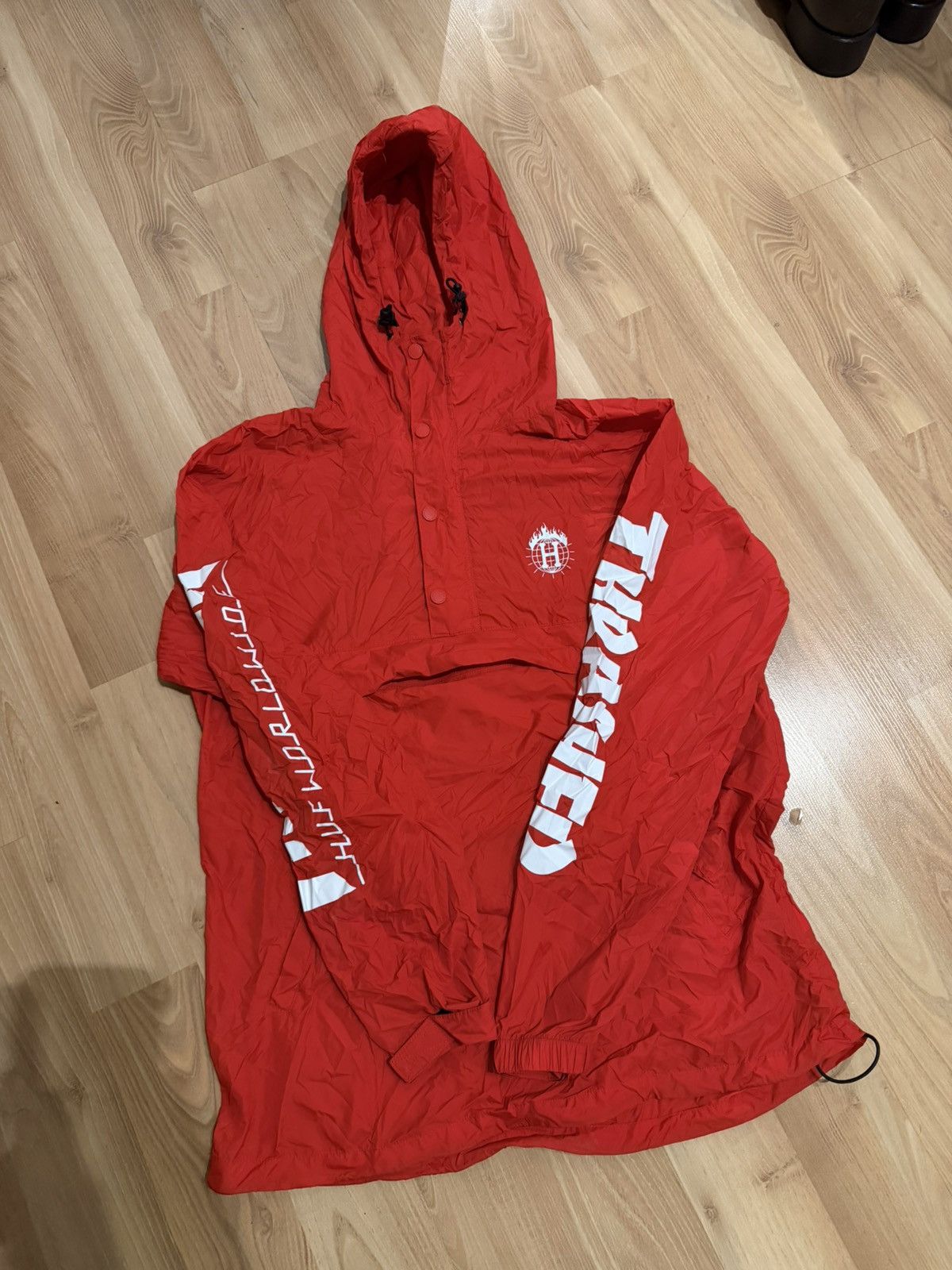 Huf × Thrasher HUF Worldwide Packable Hooded Poncho / Rain Jacket Red - L Size US L / EU 52-54 / 3 - 1 Thumbnail