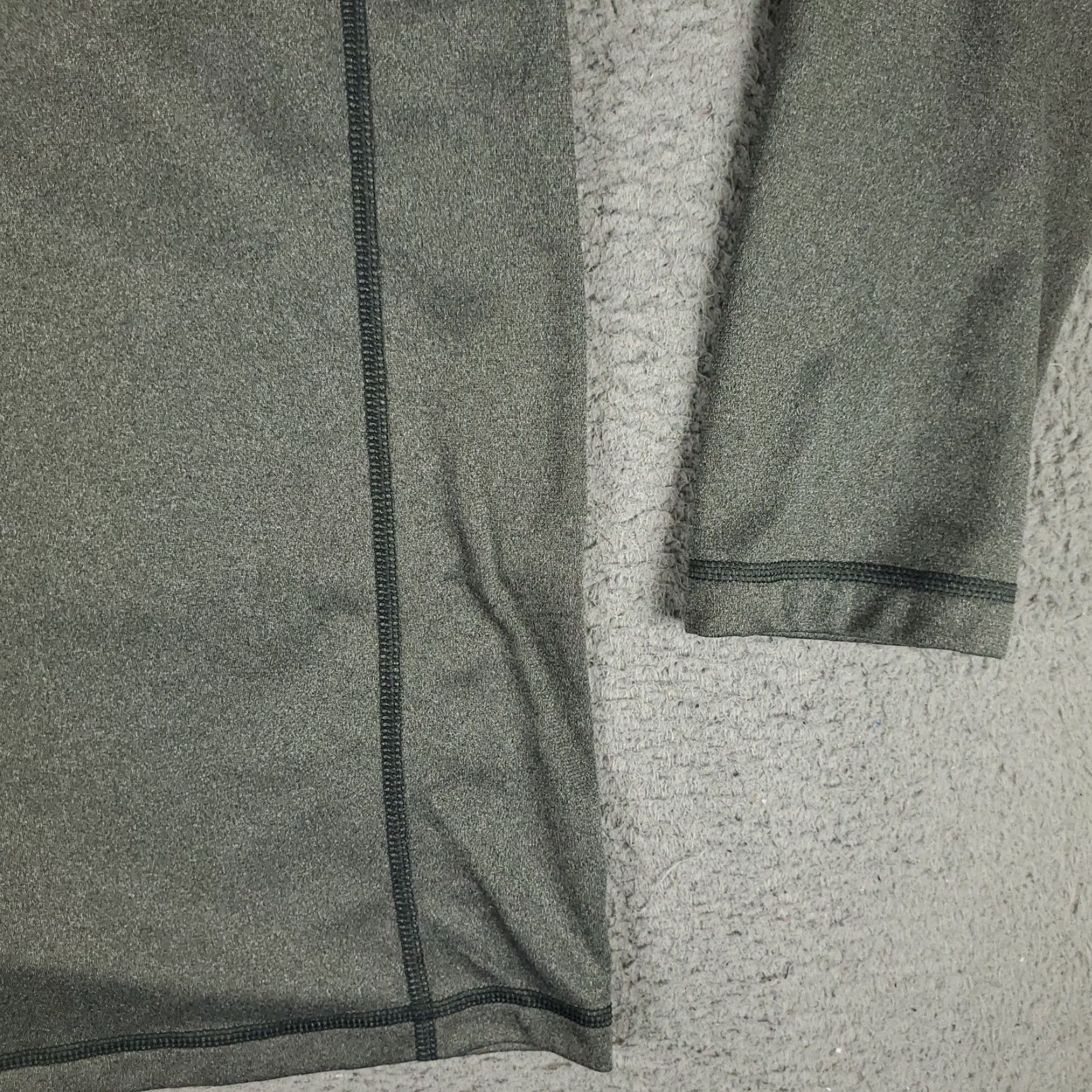 The North Face VINTAGE The North Face Sweater Pullover Mens XL Long Sleeve Gray 1/4 Zip Lightweight Performance Active Wear Size US XL / EU 56 / 4 - 4 Thumbnail