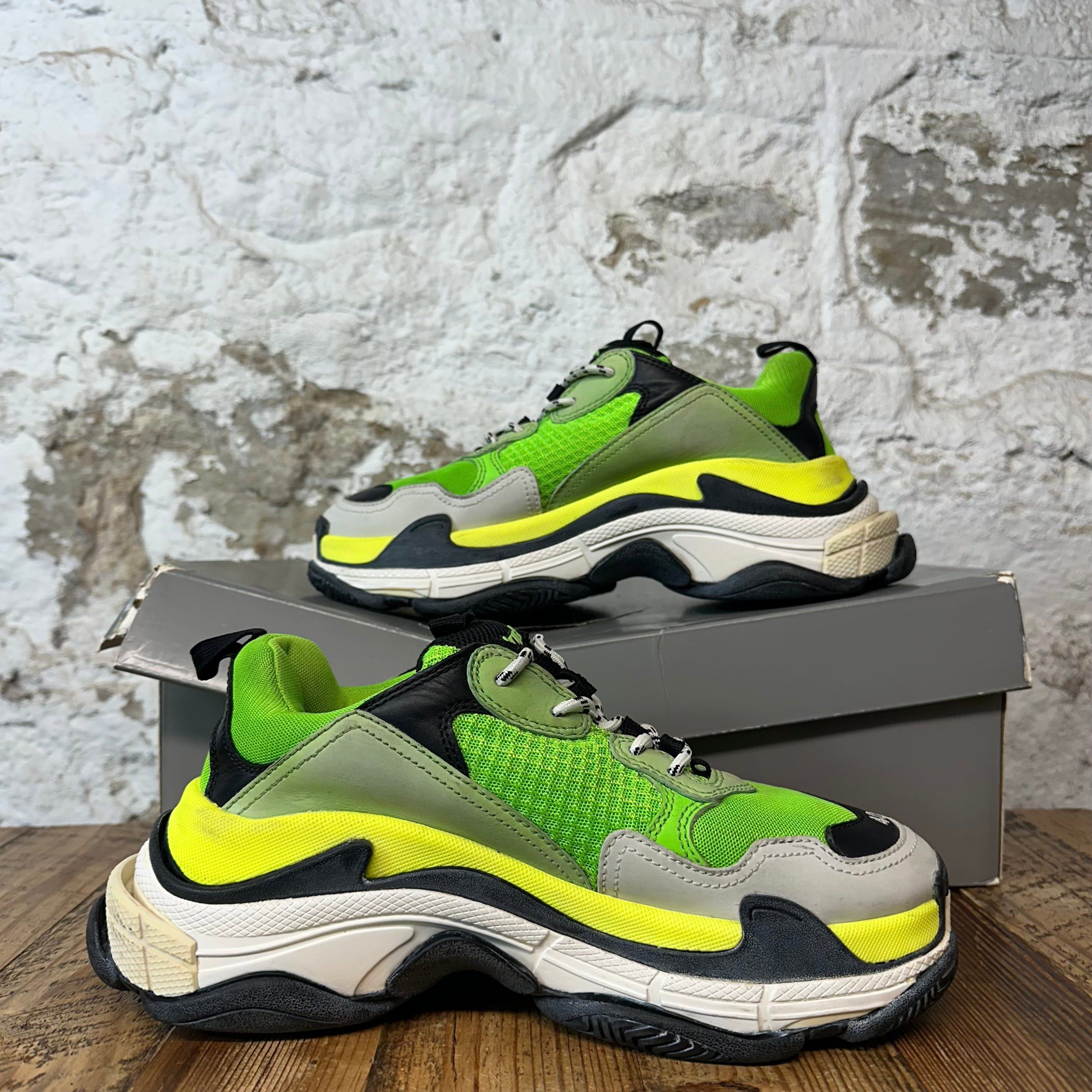 Balenciaga Balenciaga Triple S Green Yellow Black Sneaker Sz 7 (40) Size US 7 / EU 40 - 2 Thumbnail