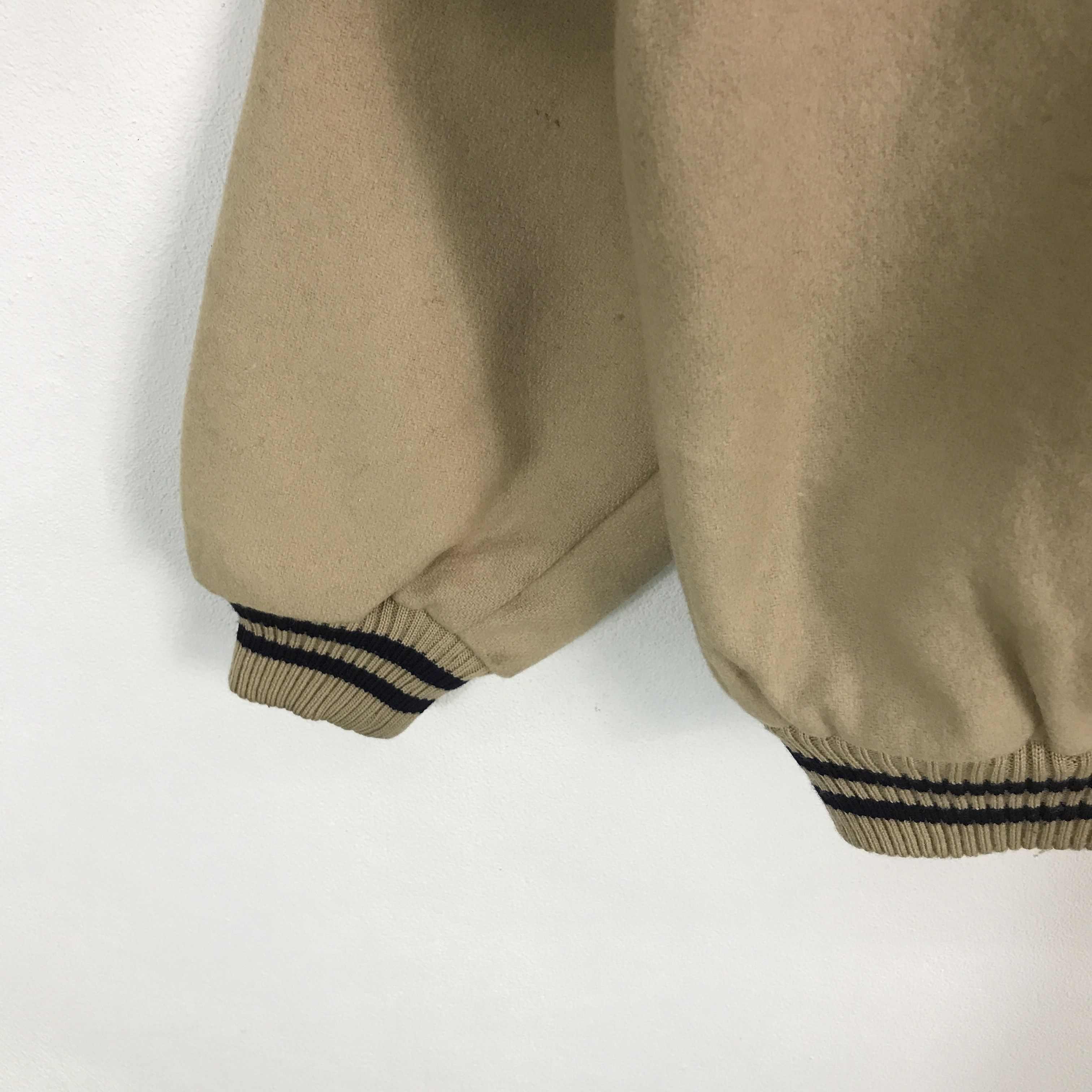 Japanese Brand philip morris japan varsity jacket Size US L / EU 52-54 / 3 - 7 Thumbnail