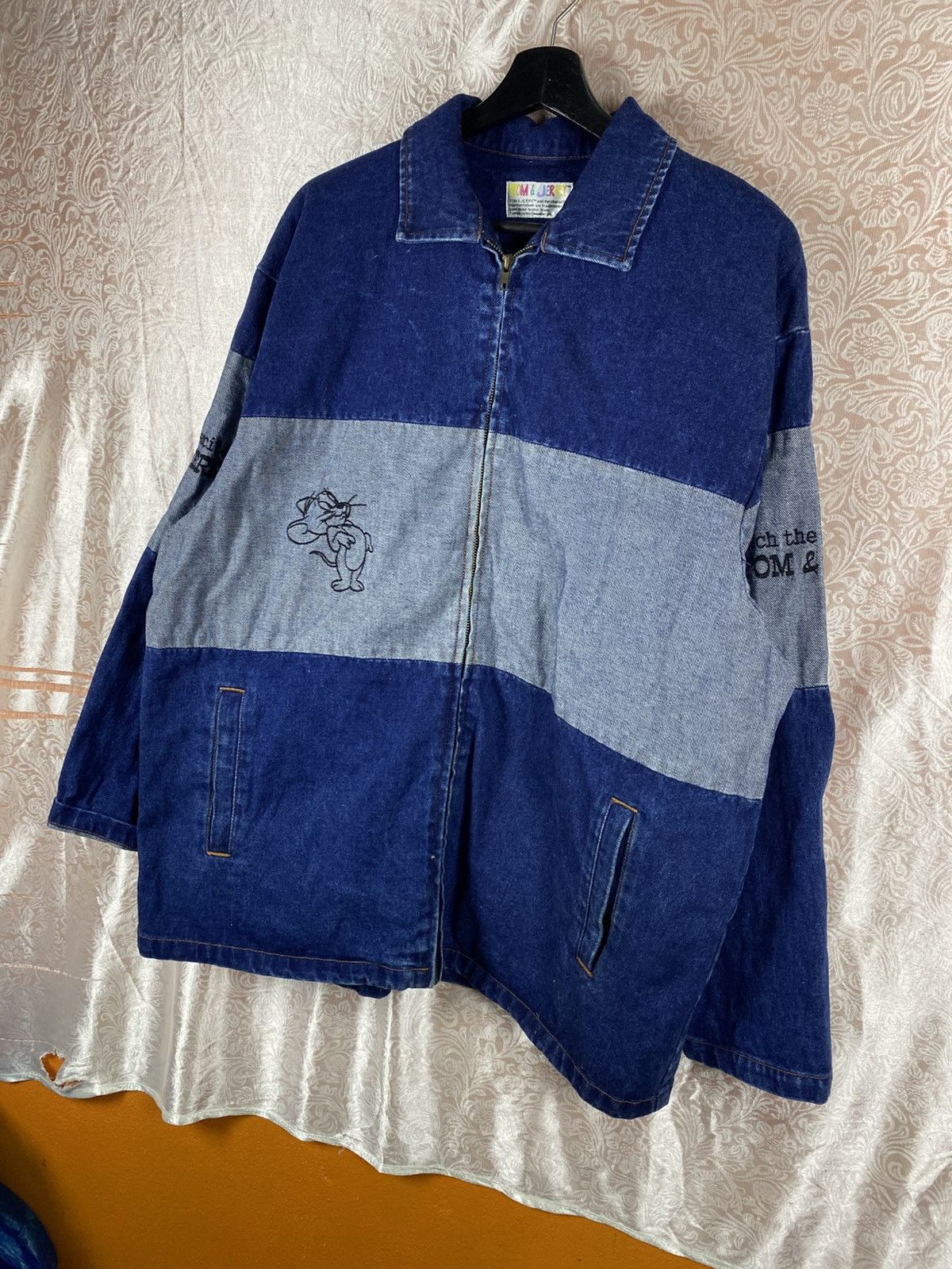 Vintage Vintage Tom & Jerry Two Tone Denim Embroidery Jacket Cartoon Size US L / EU 52-54 / 3 - 4 Thumbnail