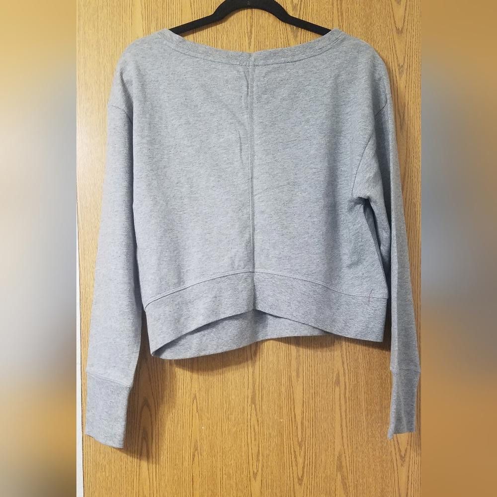 Reebok NWT Reebok Star Patterned Sweatshirt Size Medium Size M / US 6-8 / IT 42-44 - 2 Thumbnail