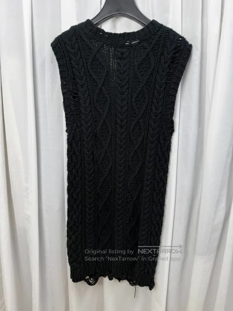 Takahiromiyashita The Soloist. Takahiro Miyashita The Soloist Size 2 Damaged knitted vest| Size M / US 6-8 / IT 42-44 - 7 Thumbnail