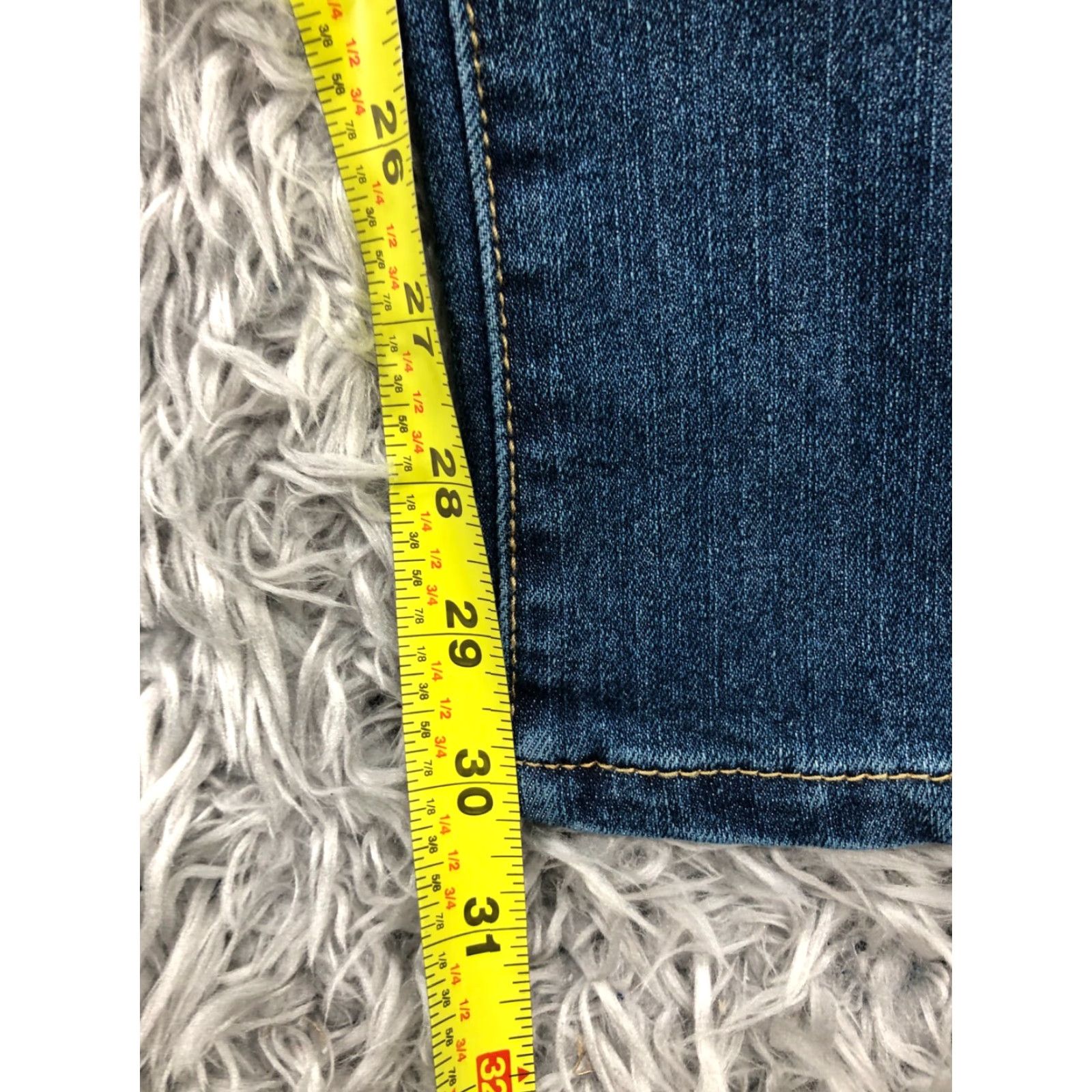 Vintage Daisy Fuentes Jeans Skinny Womens Regular Medium Wash Blue Size 6-30 Inseam 31 5-Pocket Denim Cotton Shirt Size 28" / US 6 / IT 42 - 3 Thumbnail