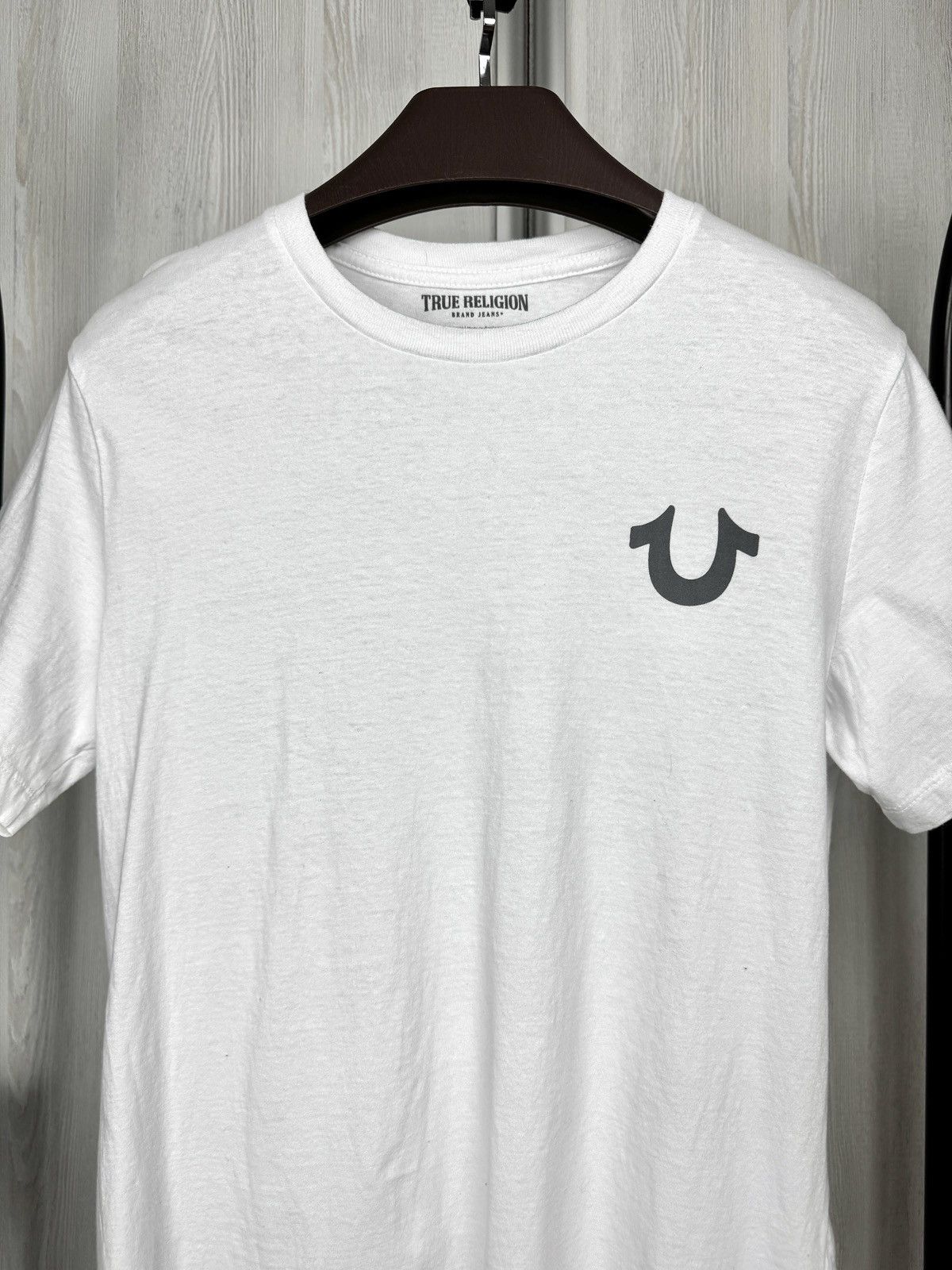 True Religion True Religion double side big logo white tee shirt size M Size US M / EU 48-50 / 2 - 5 Thumbnail