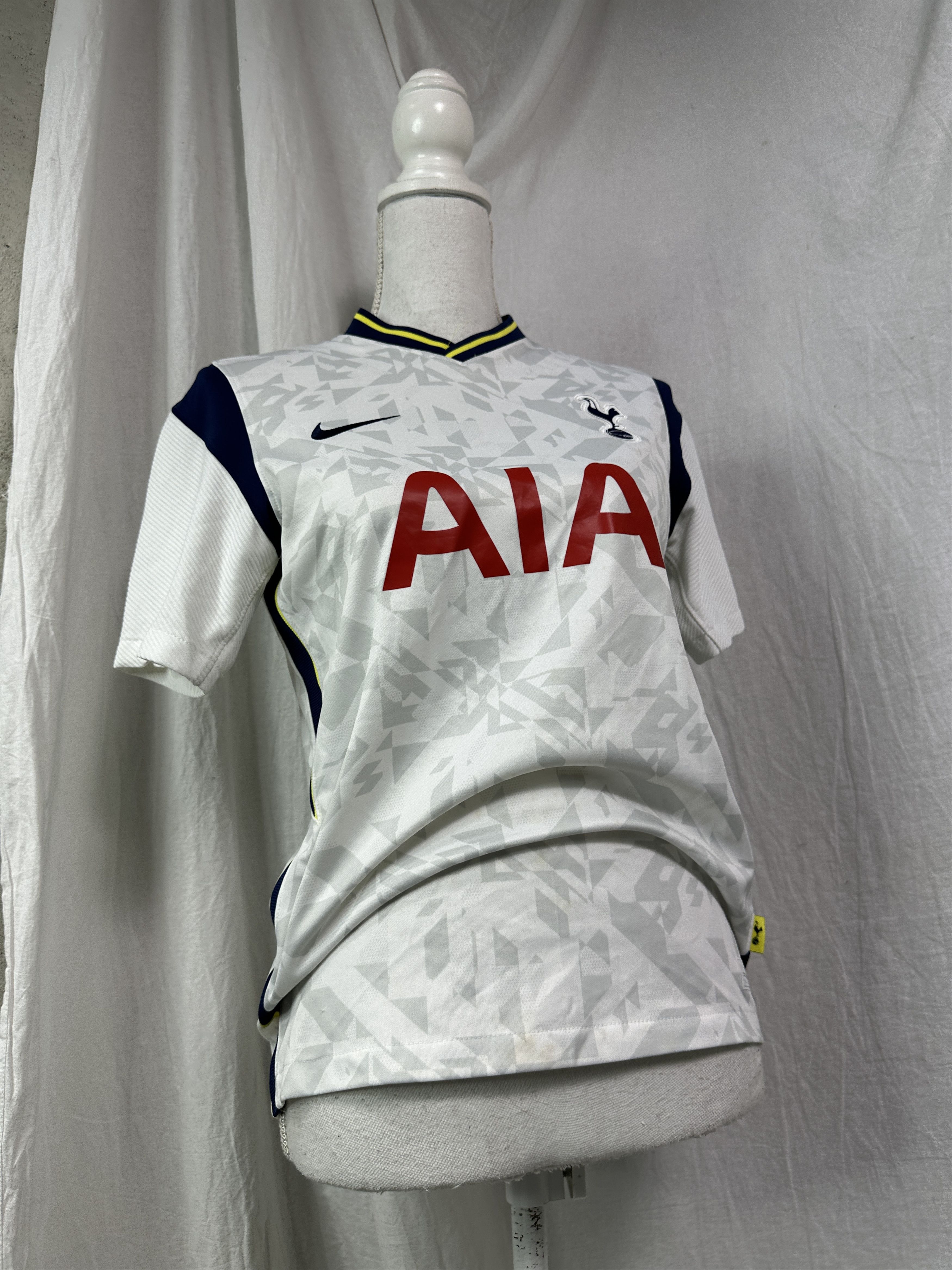 Nike Vintage Sporty Streetwear Nike Tottenham 20/21 Jersey Y2K Size US S / EU 44-46 / 1 - 1 Thumbnail