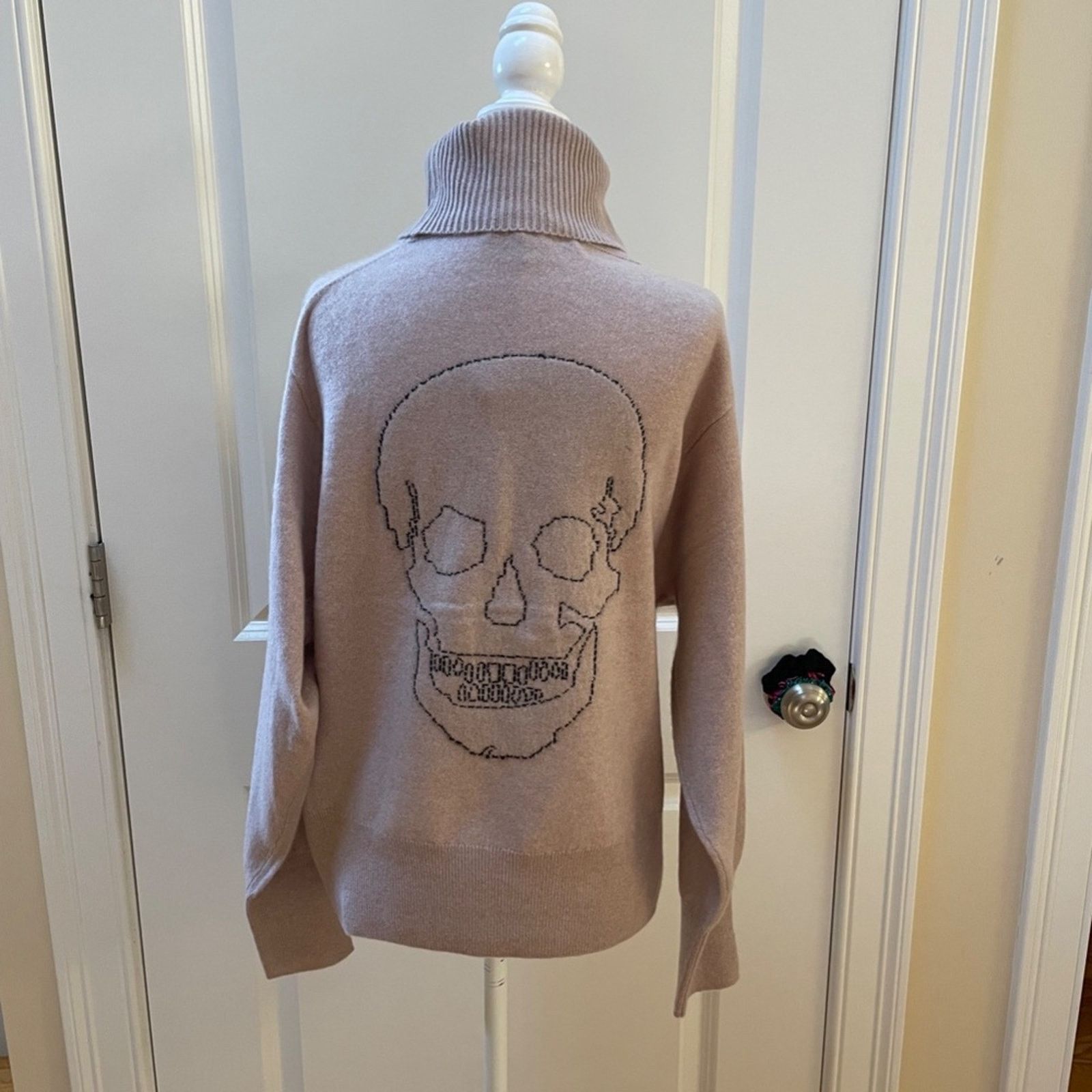 360Cashmere Zara Skull Back Turtle Neck Sweater from 360 Cashmere Size M / US 6-8 / IT 42-44 - 1 Thumbnail