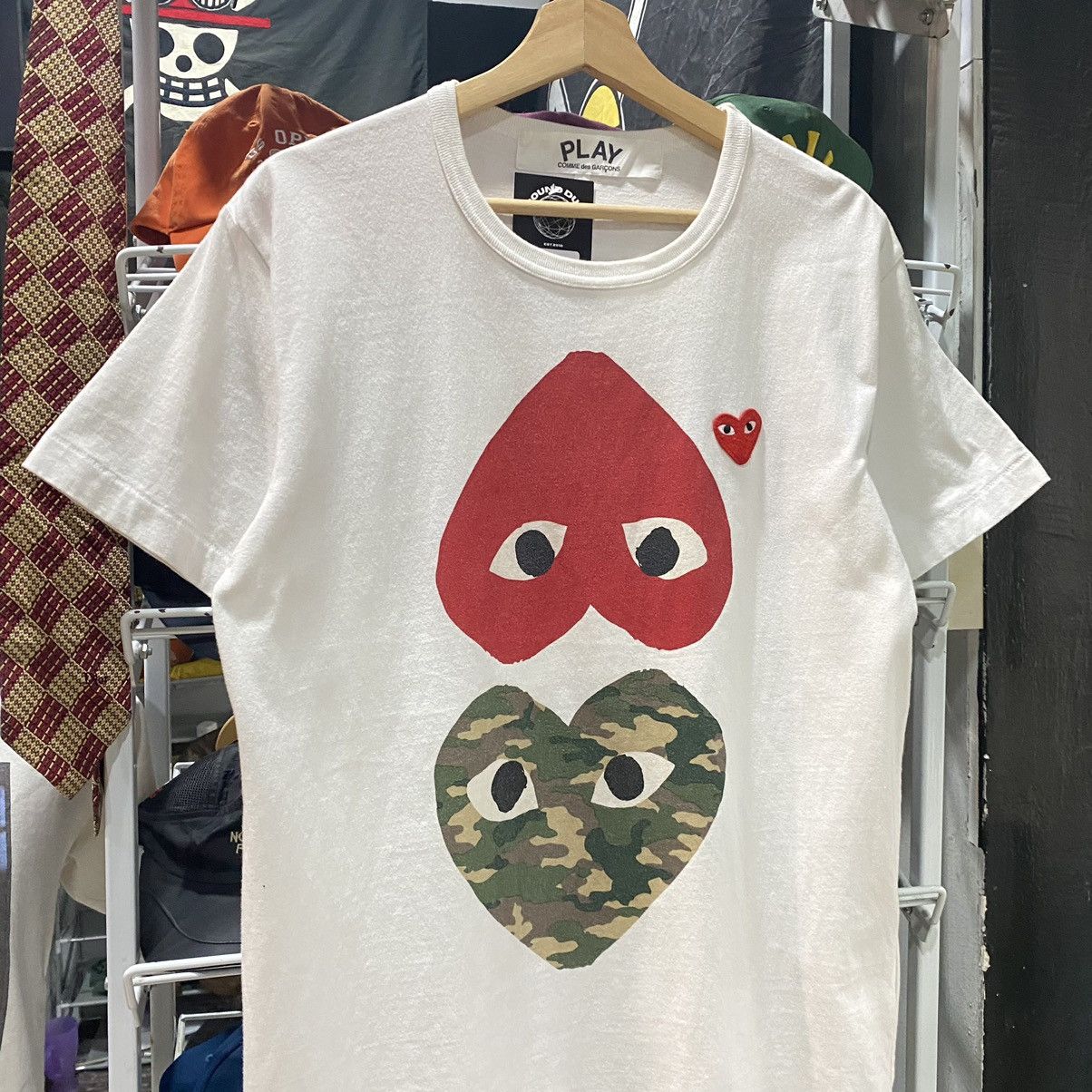Comme des Garcons PLAY CDG Play Heart/Camo heart tee Size US L / EU 52-54 / 3 - 3 Thumbnail