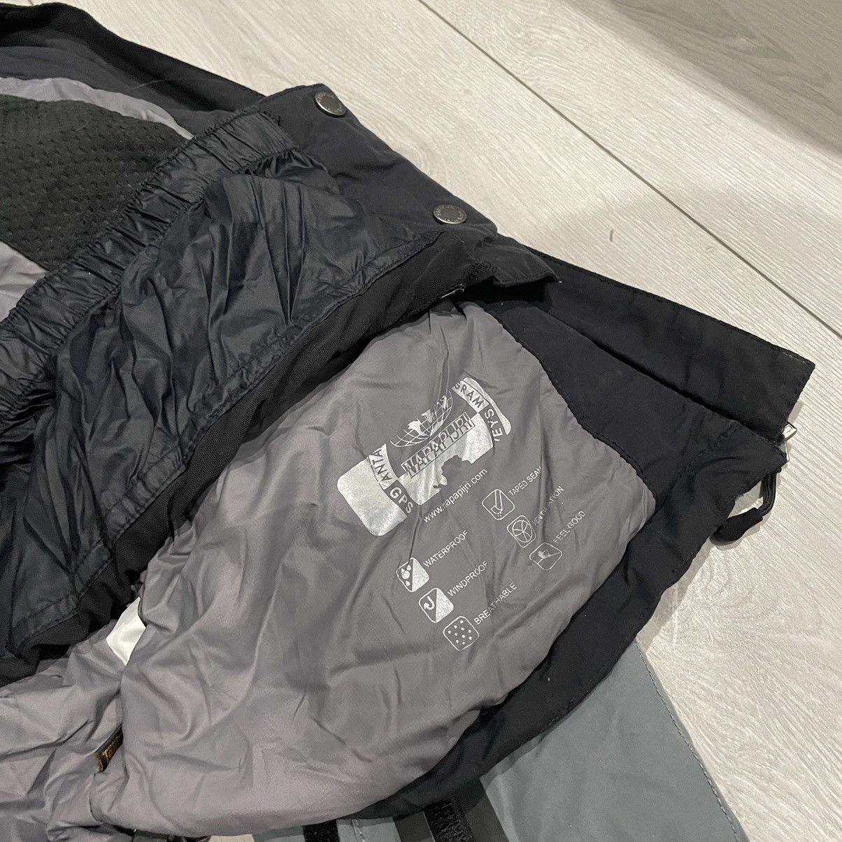 Napapijri Napapijri Arctic Project Waterproof Silver Jacket Ninja ski Size US L / EU 52-54 / 3 - 4 Thumbnail